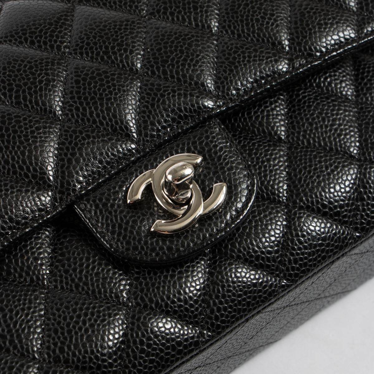 Shop the authentic Chanel Black Caviar Medium Classic 11.12 Bag second hand on Labellov.com!