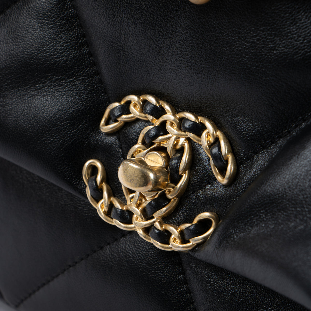 Shop the authentic Chanel Black Lambskin Small Chanel 19 Bag second hand on Labellov.com!