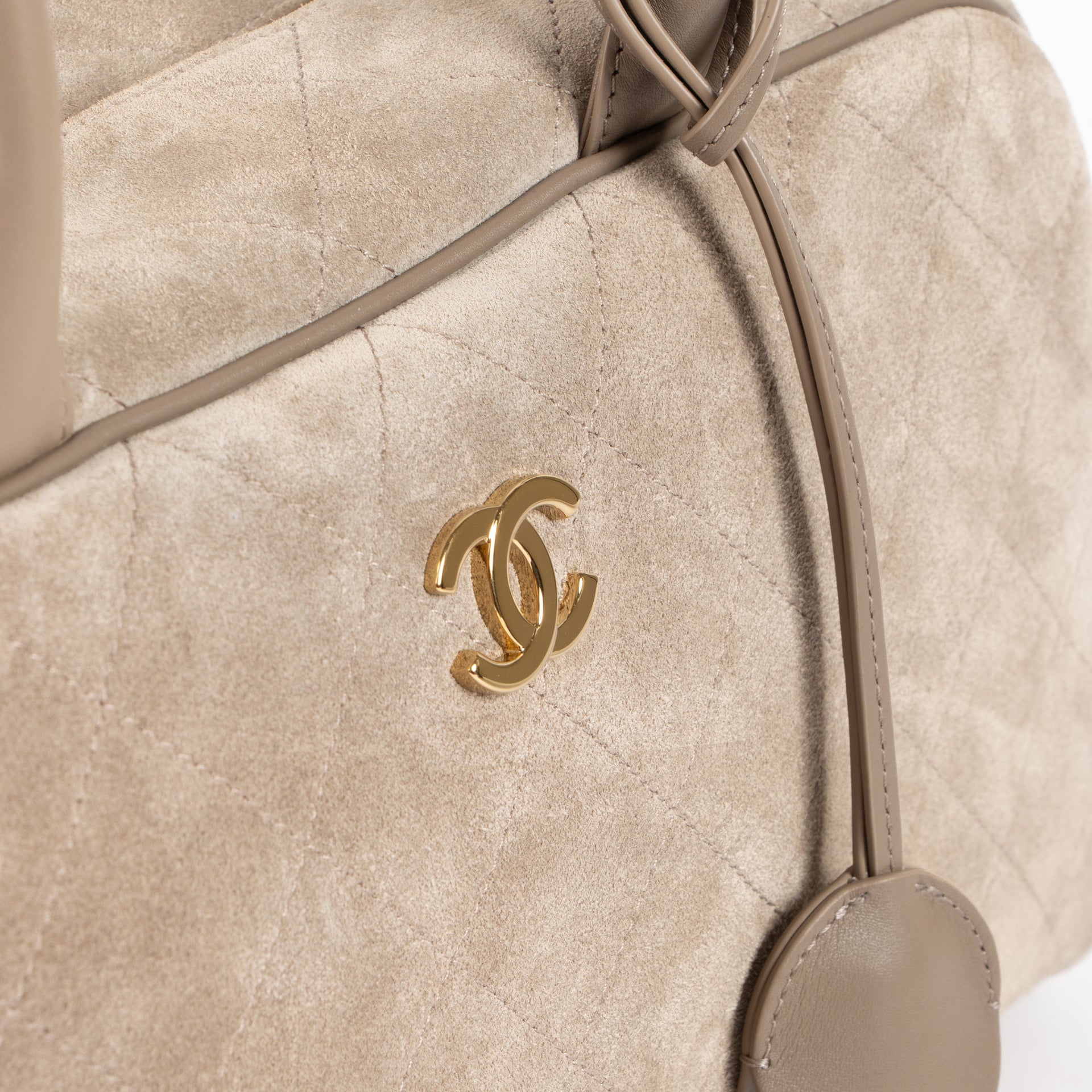 Shop the authentic Chanel 26S Grey Suede Large Perfect Bowling Bag on Labellov.com !
