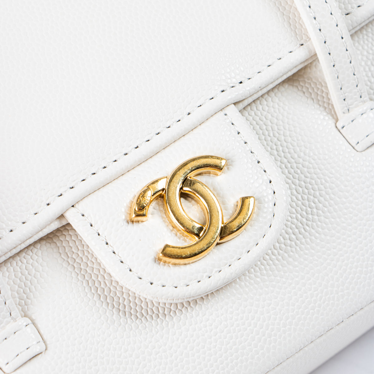 Shop the authentic Chanel 26P White Caviar Mini Preppy Coco bag new on Labellov.com!
