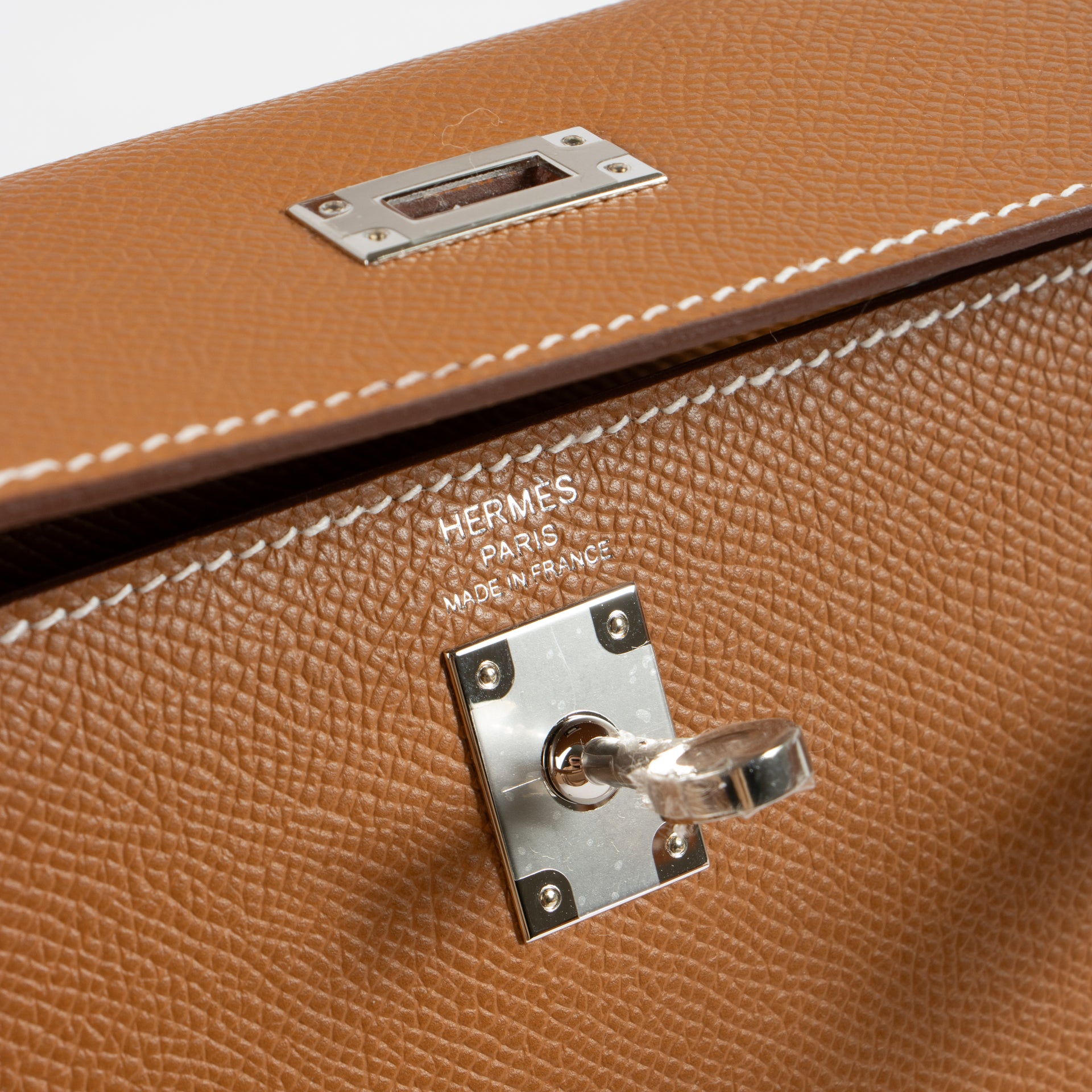 Hermès Kelly 25 Gold Epsom GHW