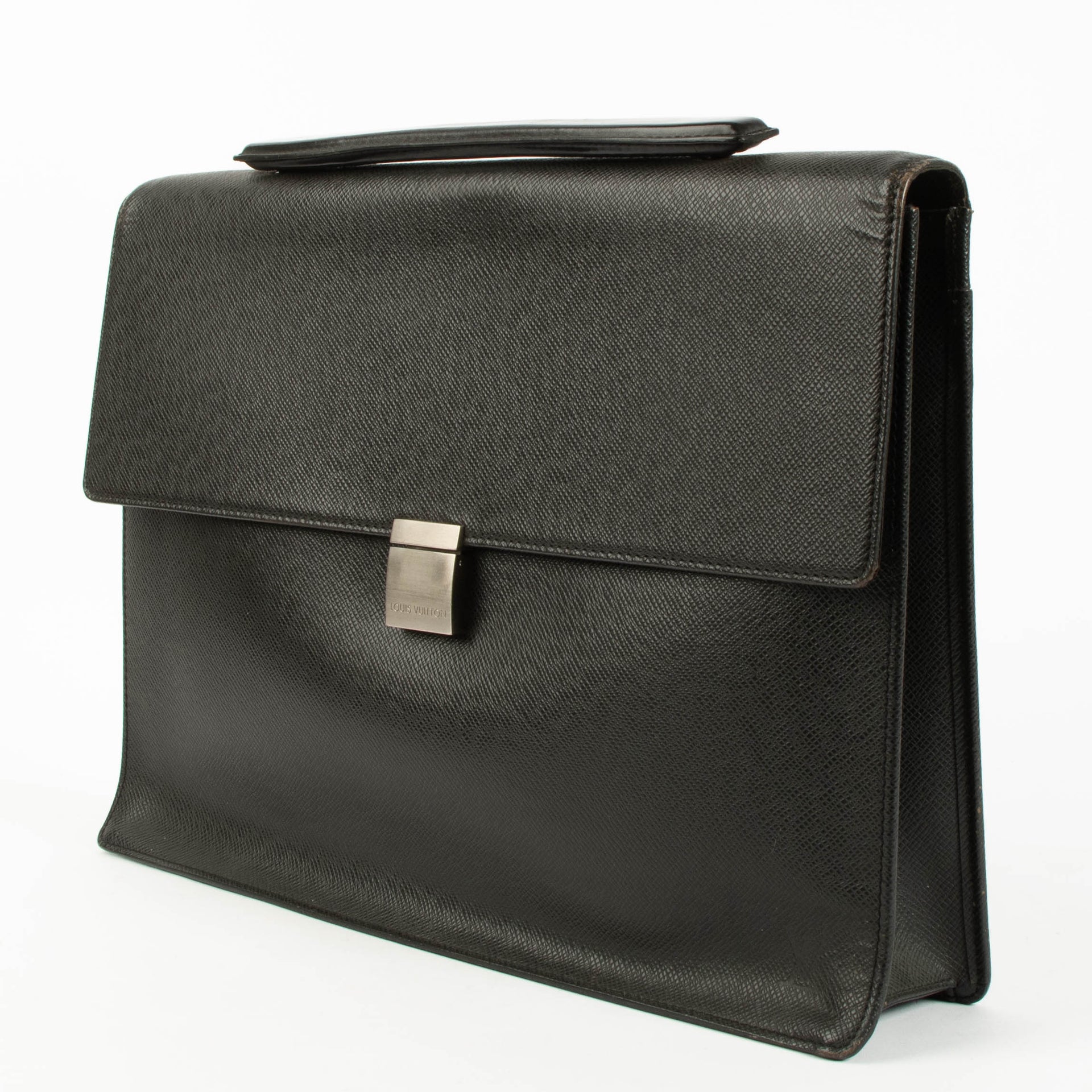 Louis Vuitton Taiga Selenga Briefcase