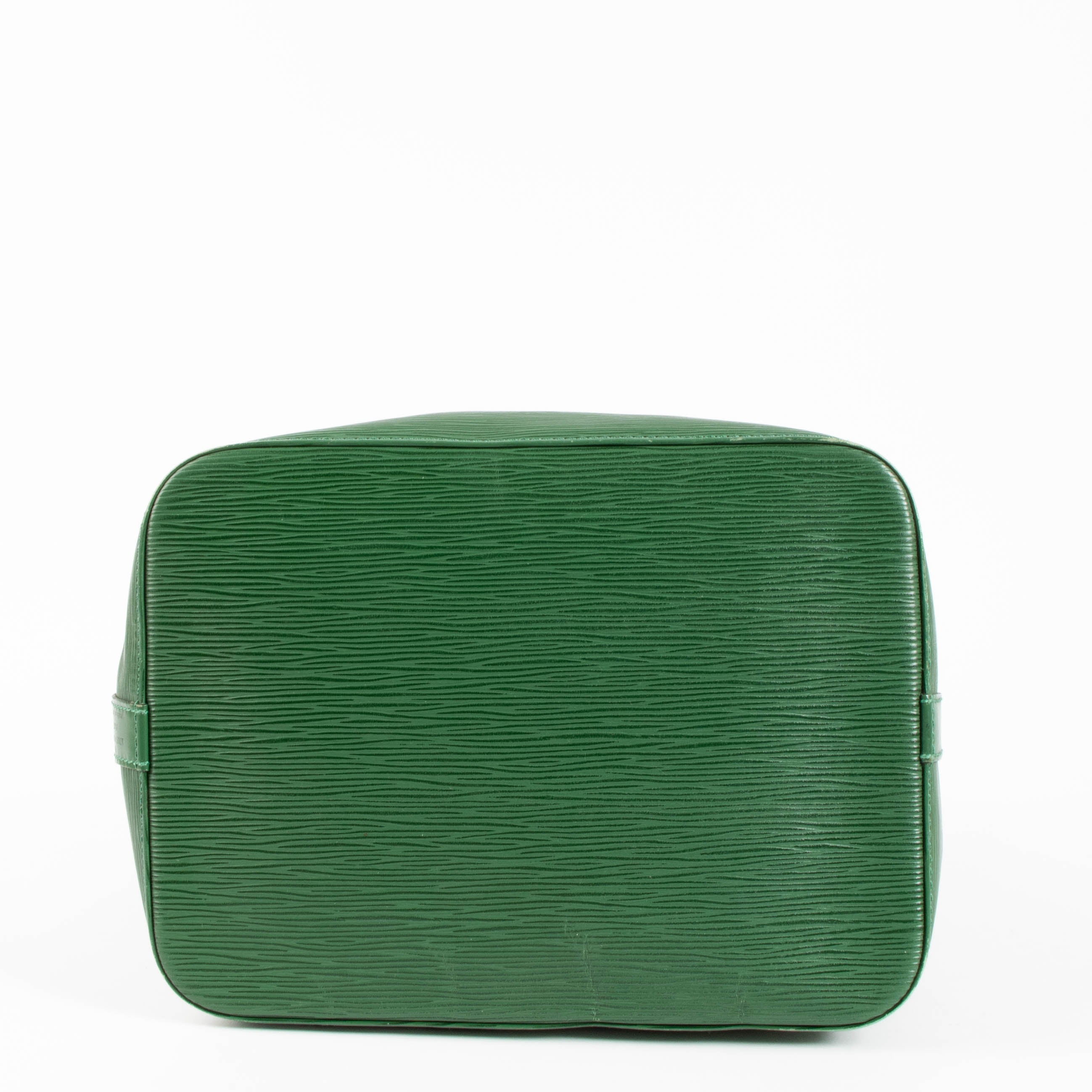 Louis Vuitton Borneo Green Epi Petit Noé Bag – Labellov
