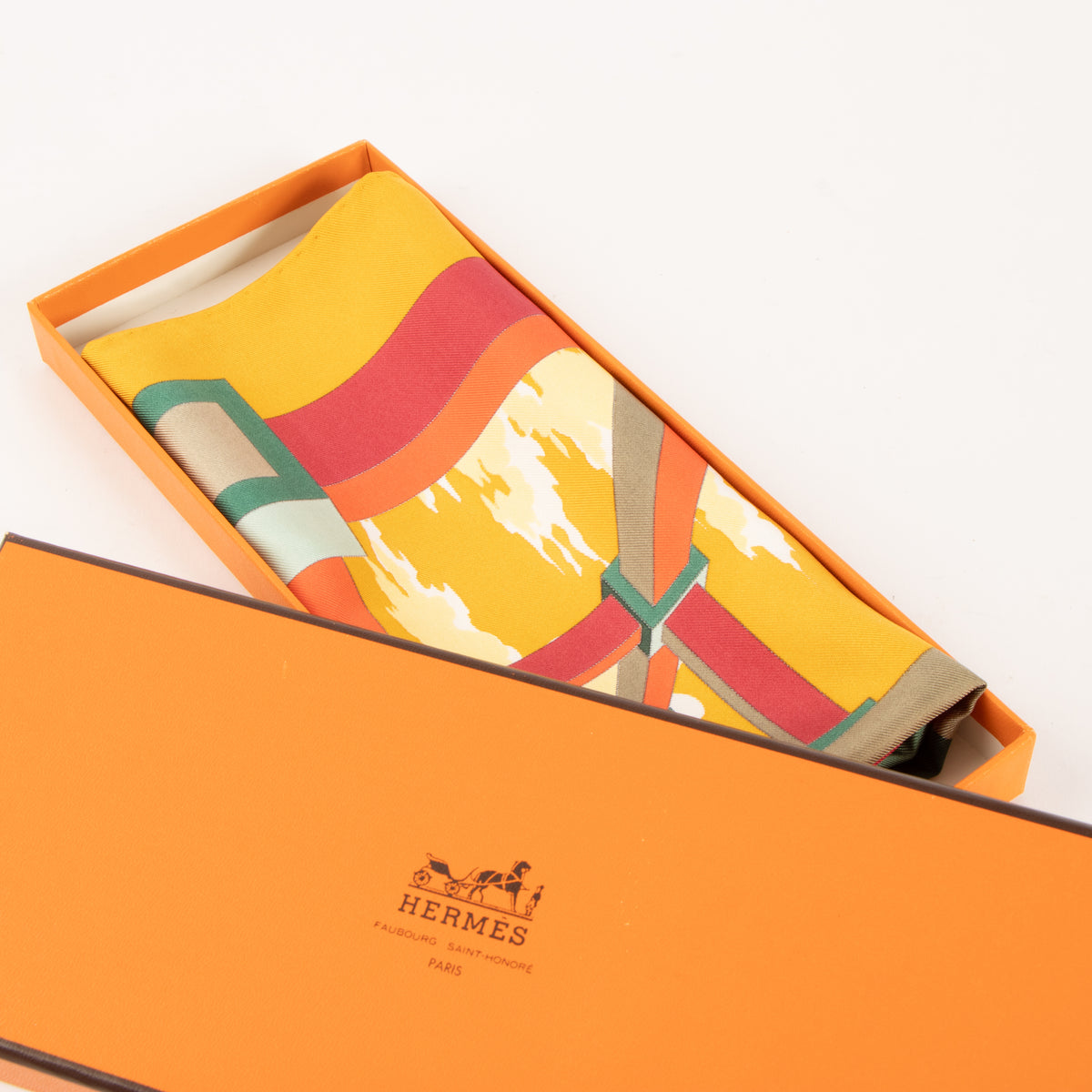 Hermes Mosterd Silk Perspective Gavroche 45 Scarf