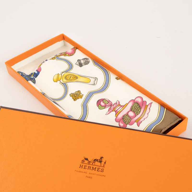 Hermes Beige Silk Qu'importe le Flacon Gavroche 45 Scarf