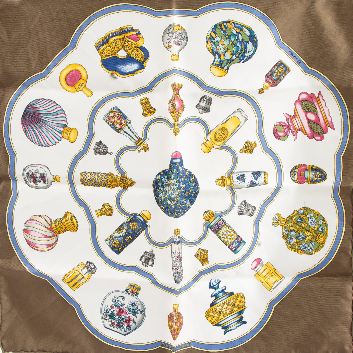 Hermes Beige Silk Qu'importe le Flacon Gavroche 45 Scarf