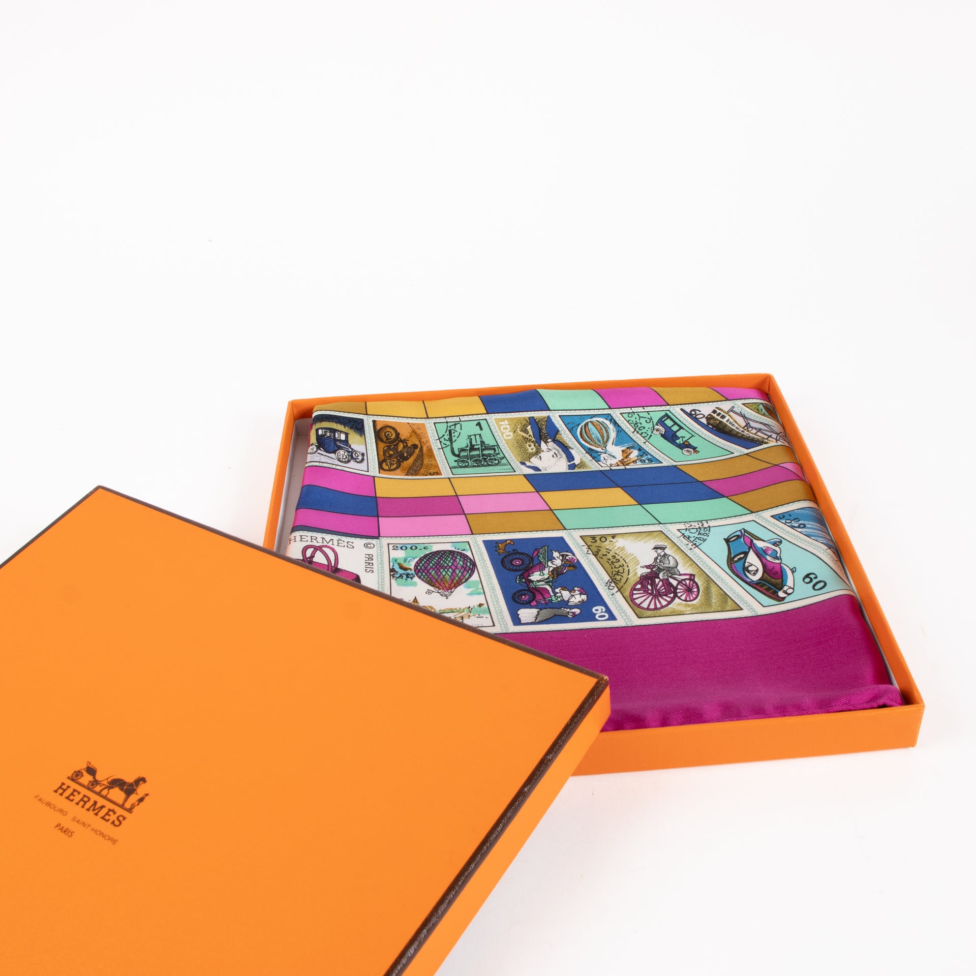 Hermès Carre de Soie 90 Correspondance Scarf