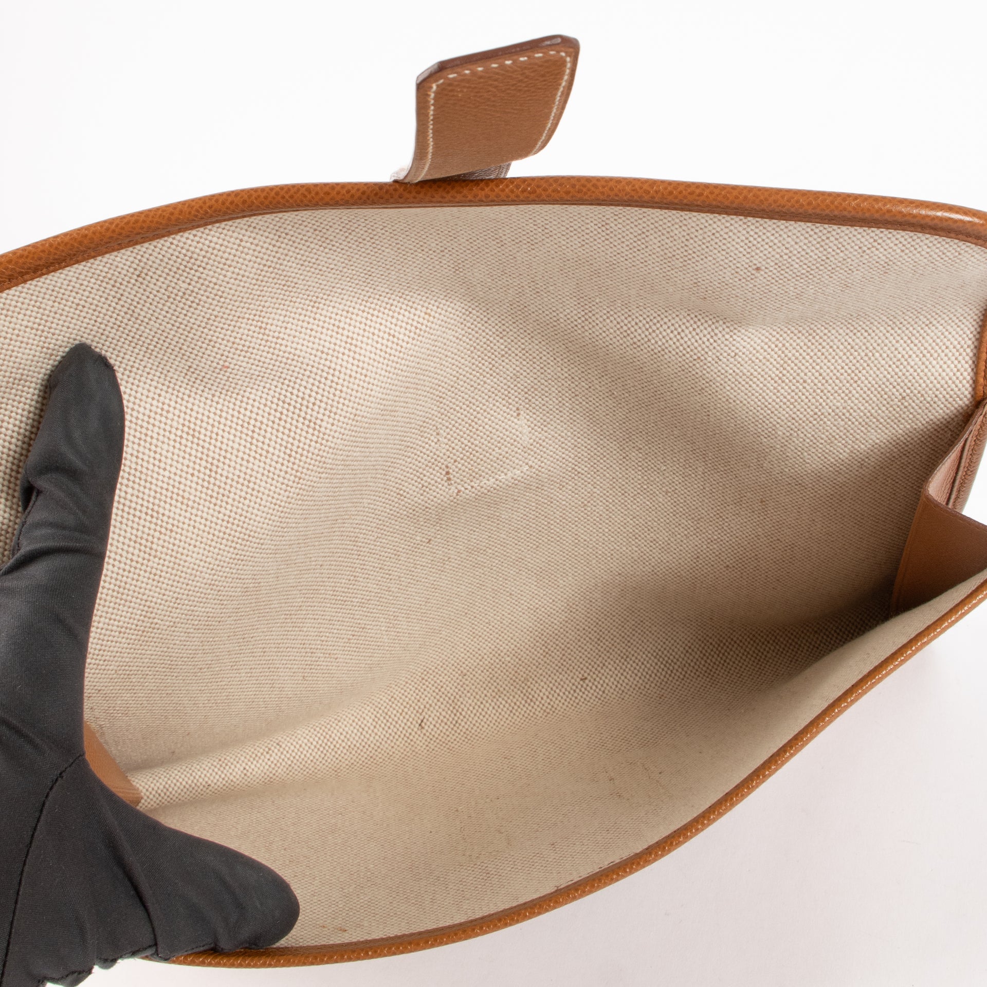 Hermes Gold Courchevel Jige PM Clutch
