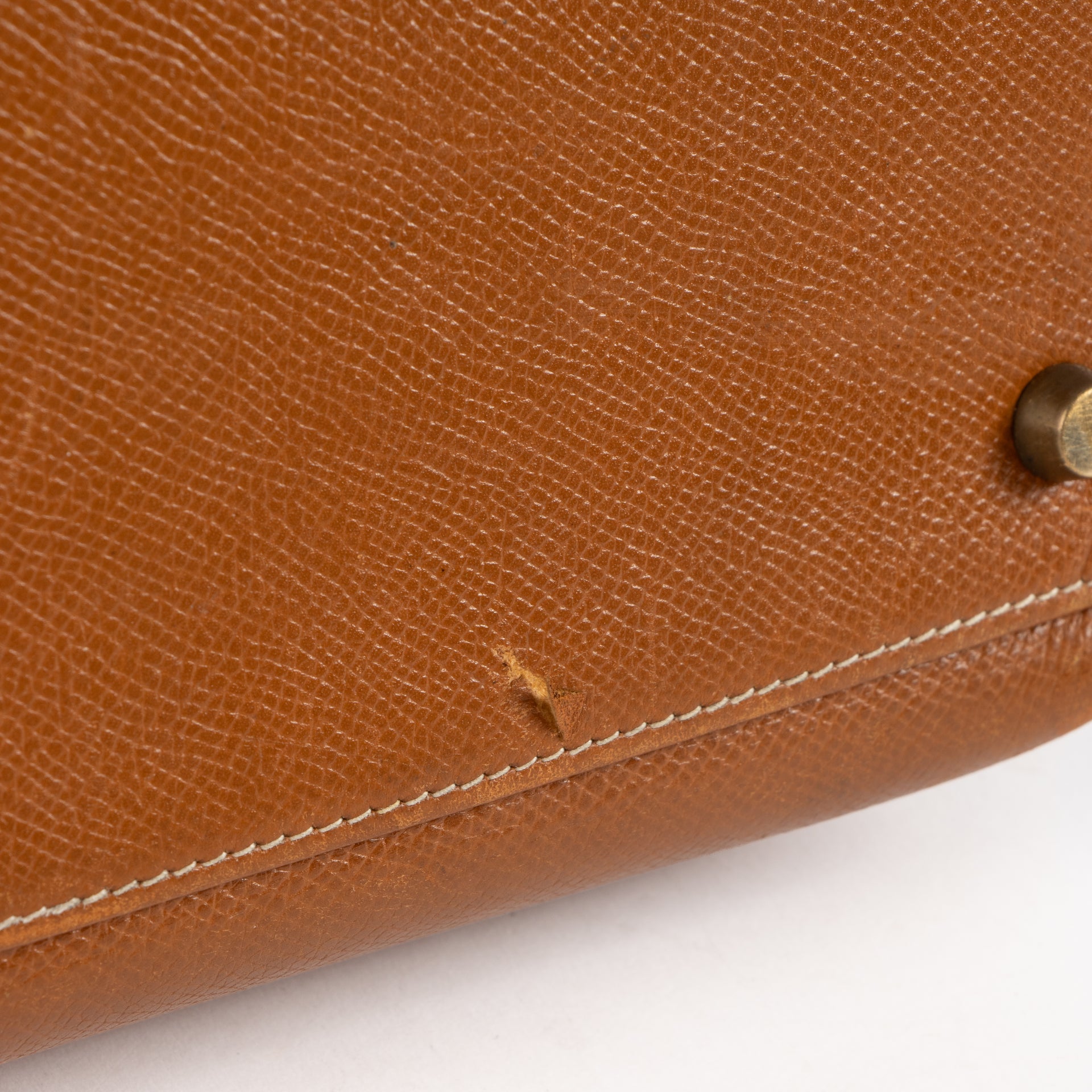 Hermès Kelly 32 Gold Courchevel GHW Bag