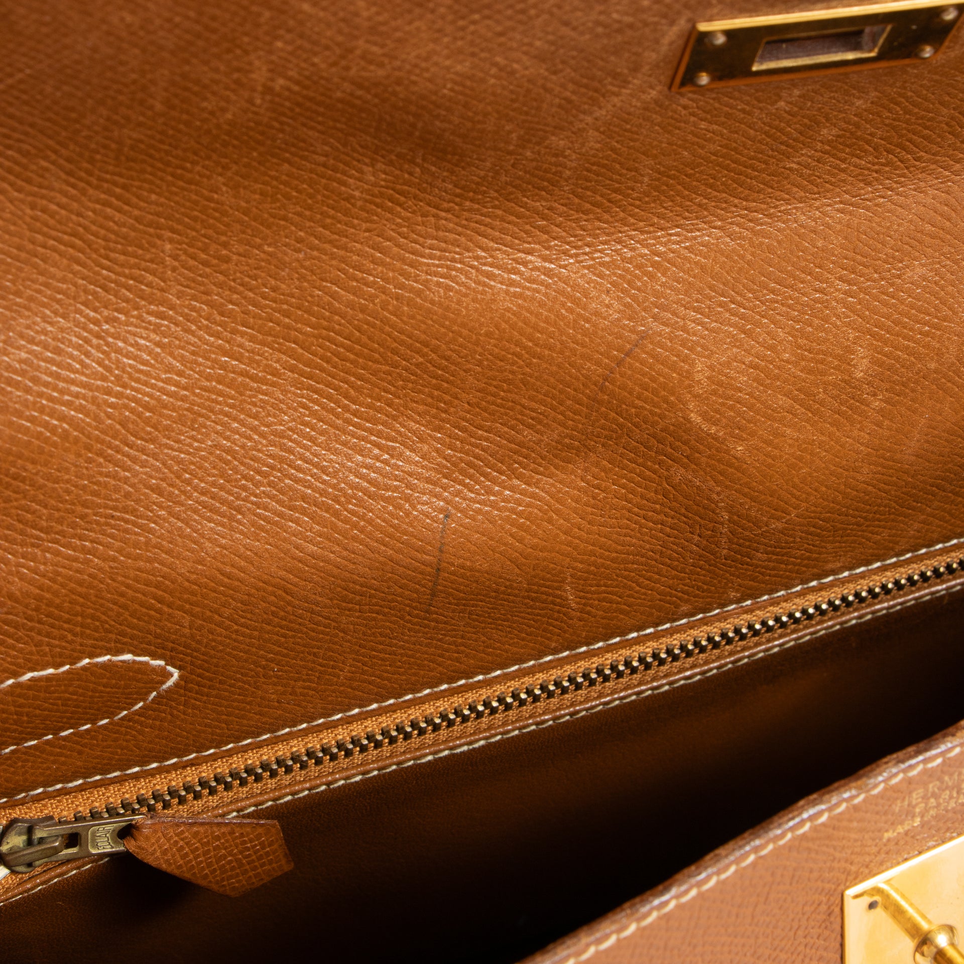 Hermès Kelly 32 Gold Courchevel GHW Bag