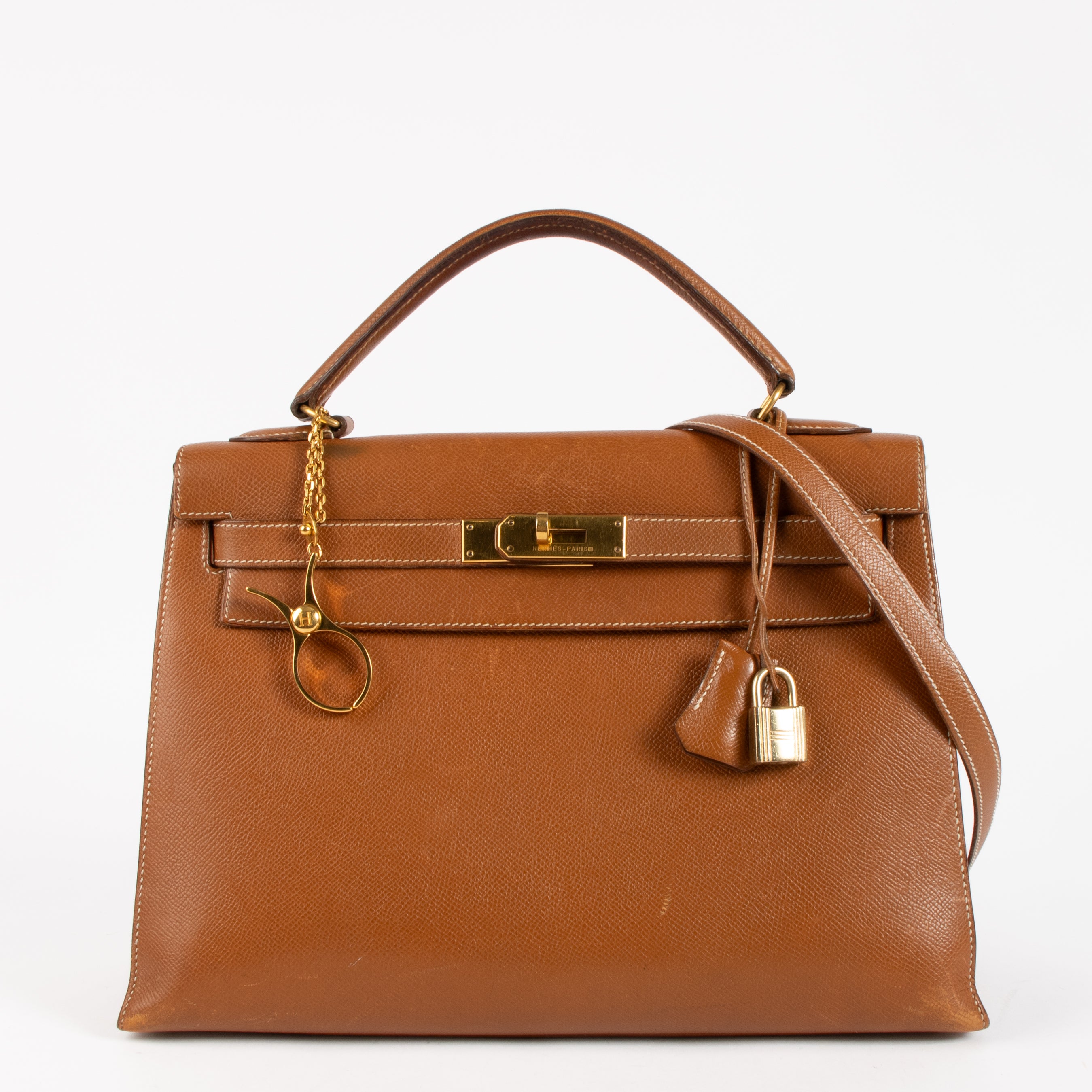 Hermès Kelly 32 Gold Courchevel GHW Bag – Labellov