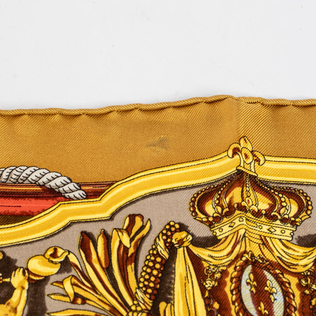 Shop this authentic Hermès Musée Gold Silk Gavroche 45 Scarf pre-loved on Labellov.com