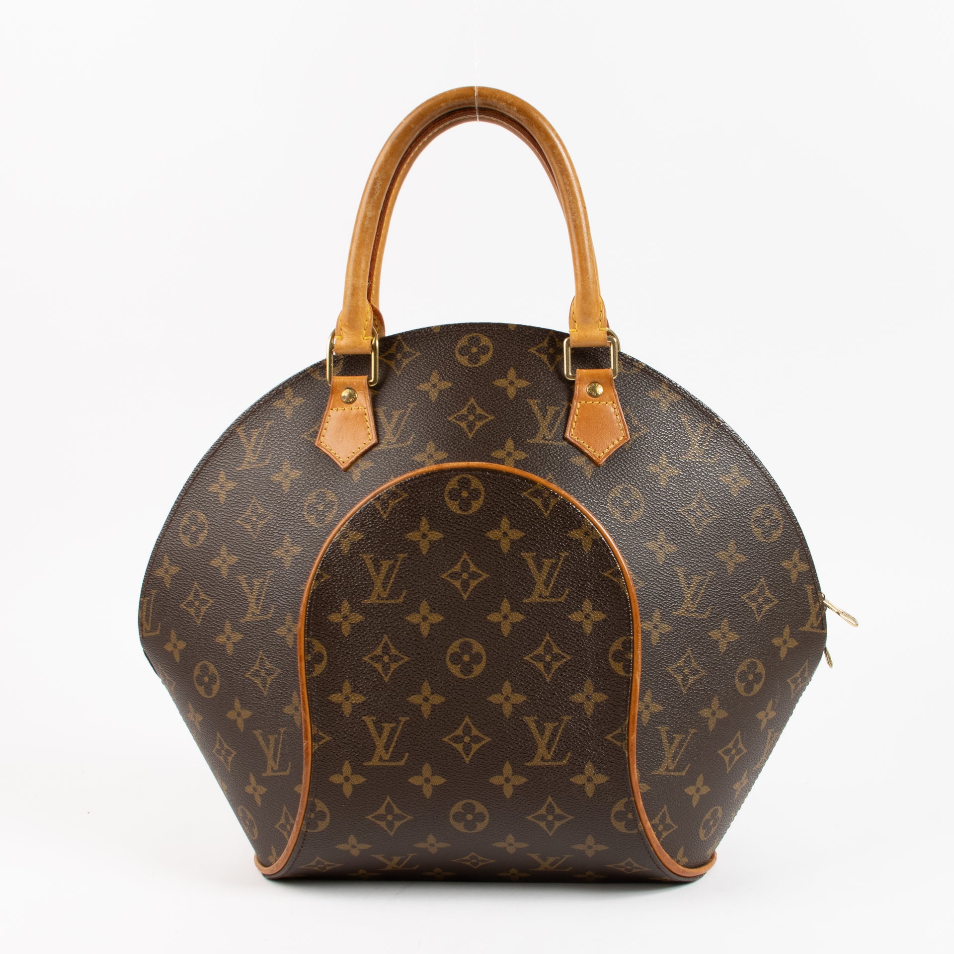Shop the authentic Louis Vuitton Monogram Canvas Ellipse Bag on Labellov.com !