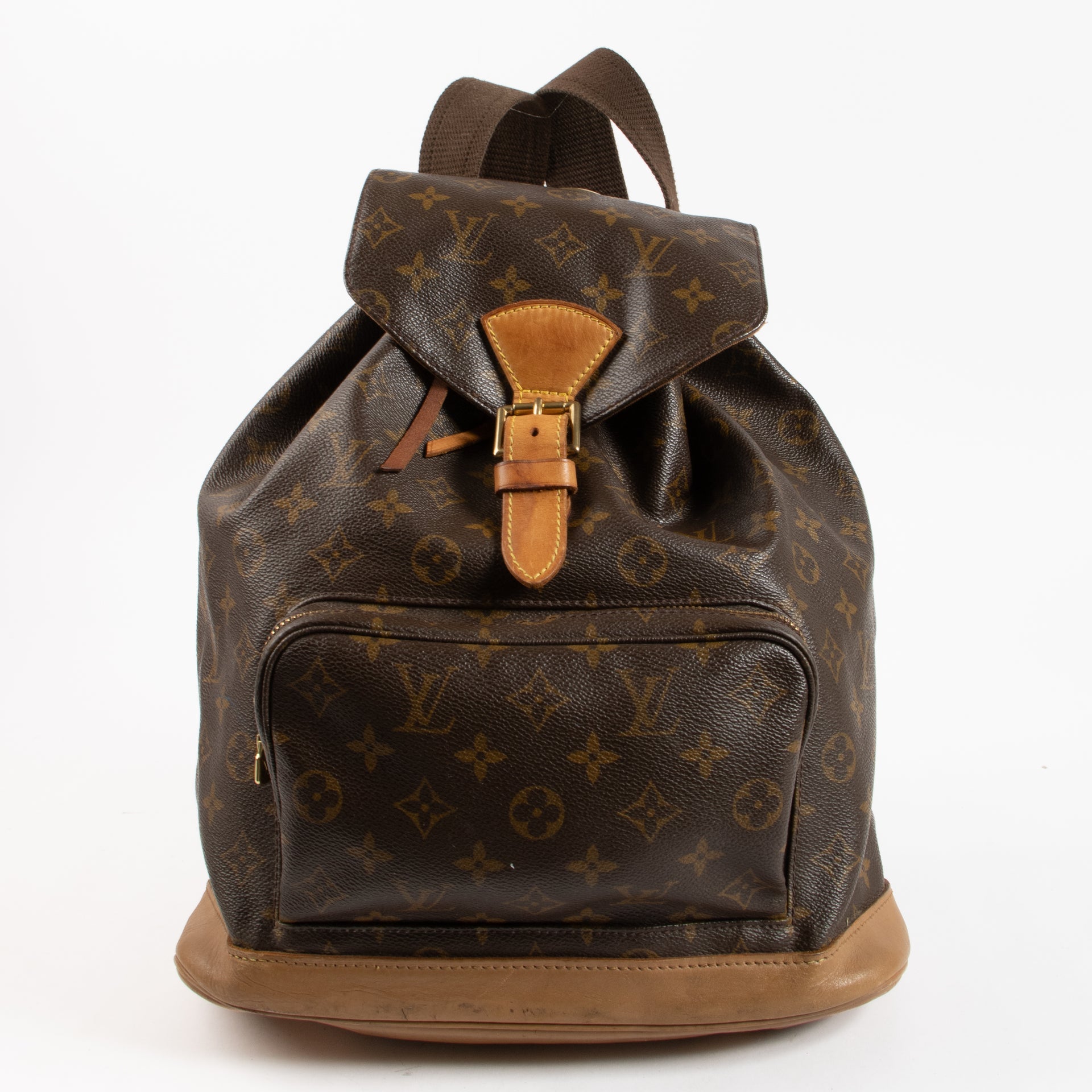 Shop the authentic Louis Vuitton Monogram Canvas Montsouris MM Backpack on Labellov.com !