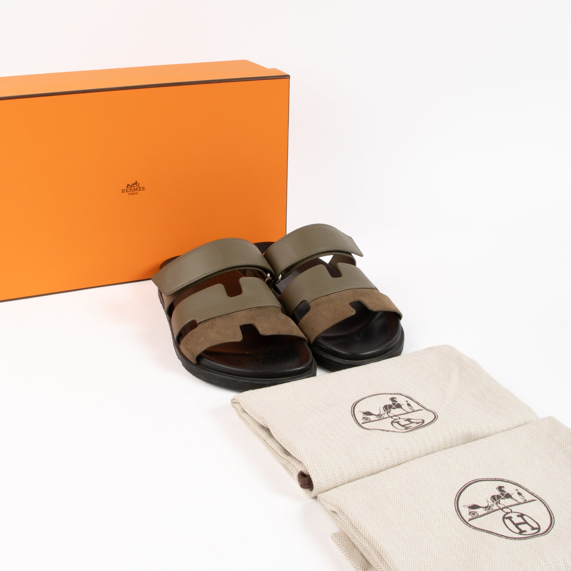 Hermes Vert Toundra Calfskin/Suede Chypre Sandals - Size 39