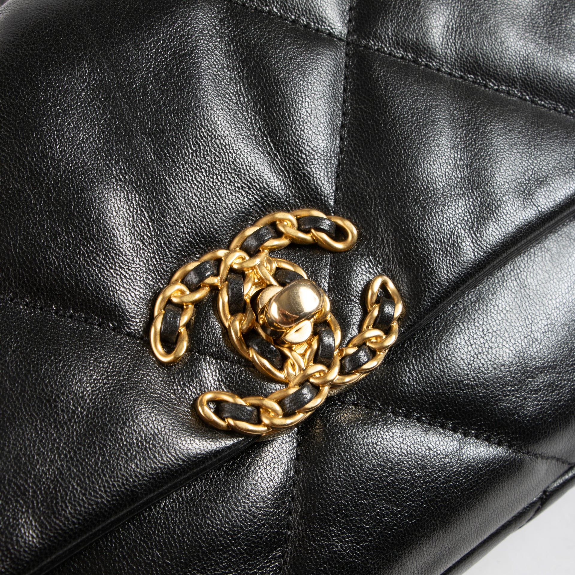 Chanel Black 19 Small