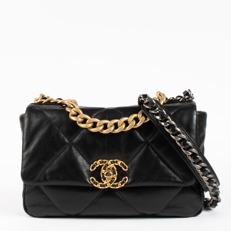 Chanel Black 19 Small