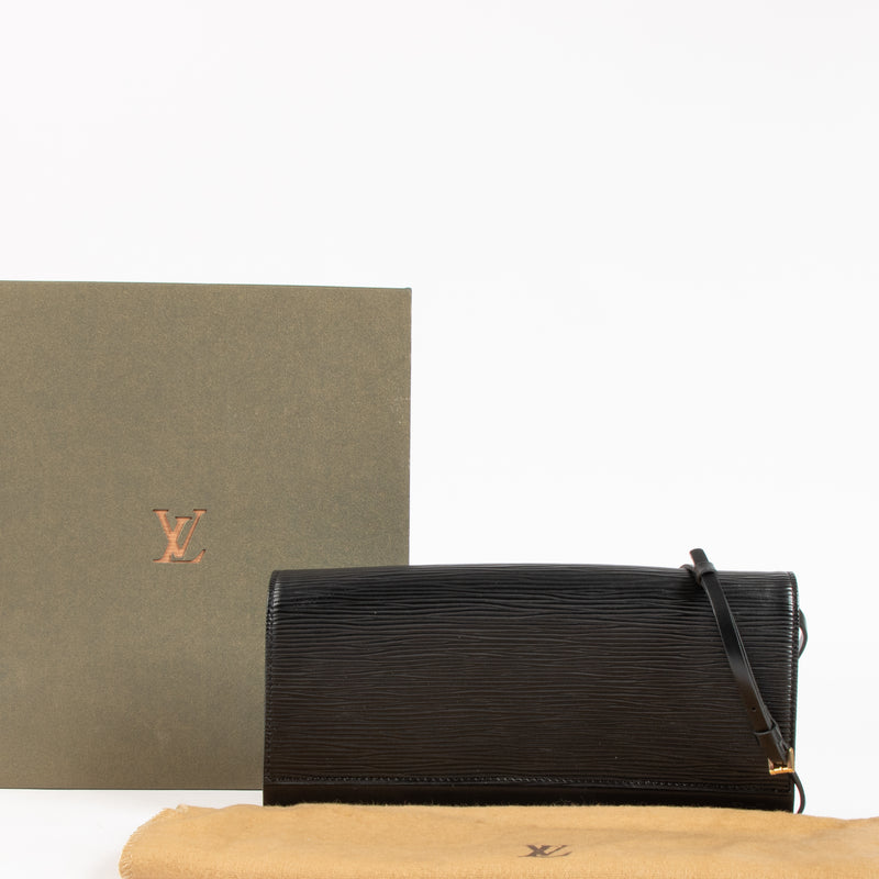 Louis Vuitton Black Epi Honfleurs Pochette Bag