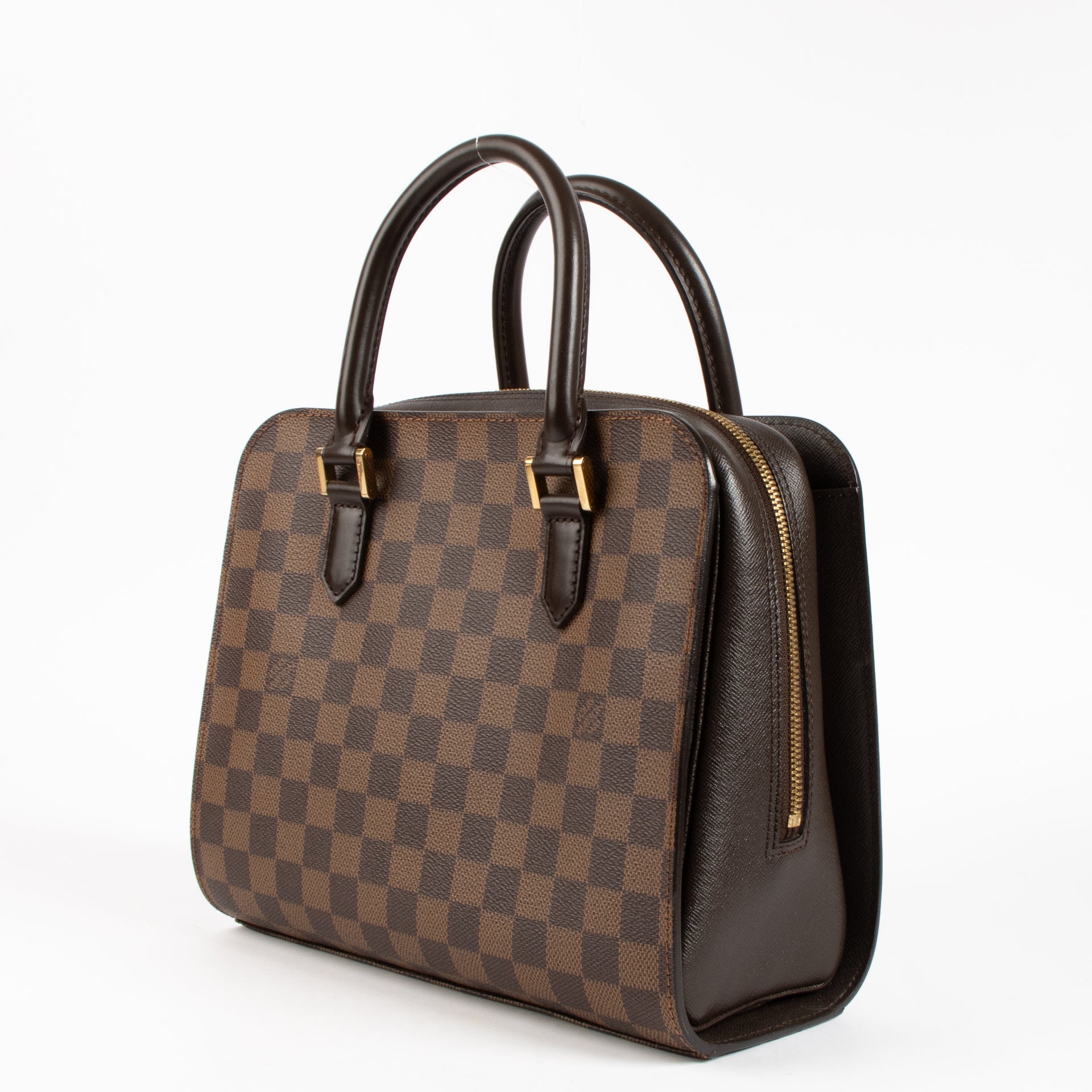 Shop the authentic Louis Vuitton Damier Ébène Triana Bag on Labellov.com !