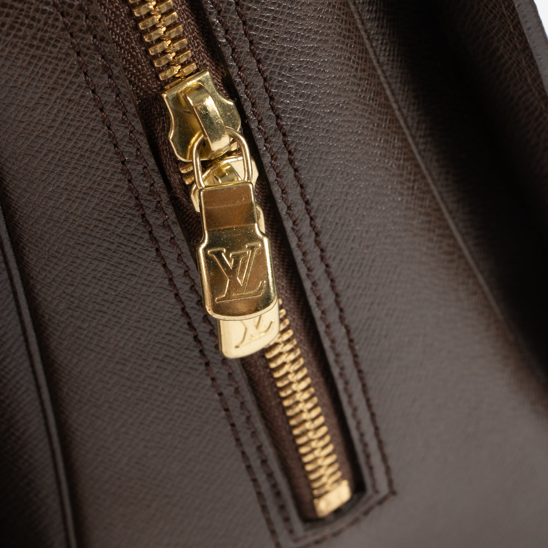 Shop the authentic Louis Vuitton Damier Ébène Triana Bag on Labellov.com !