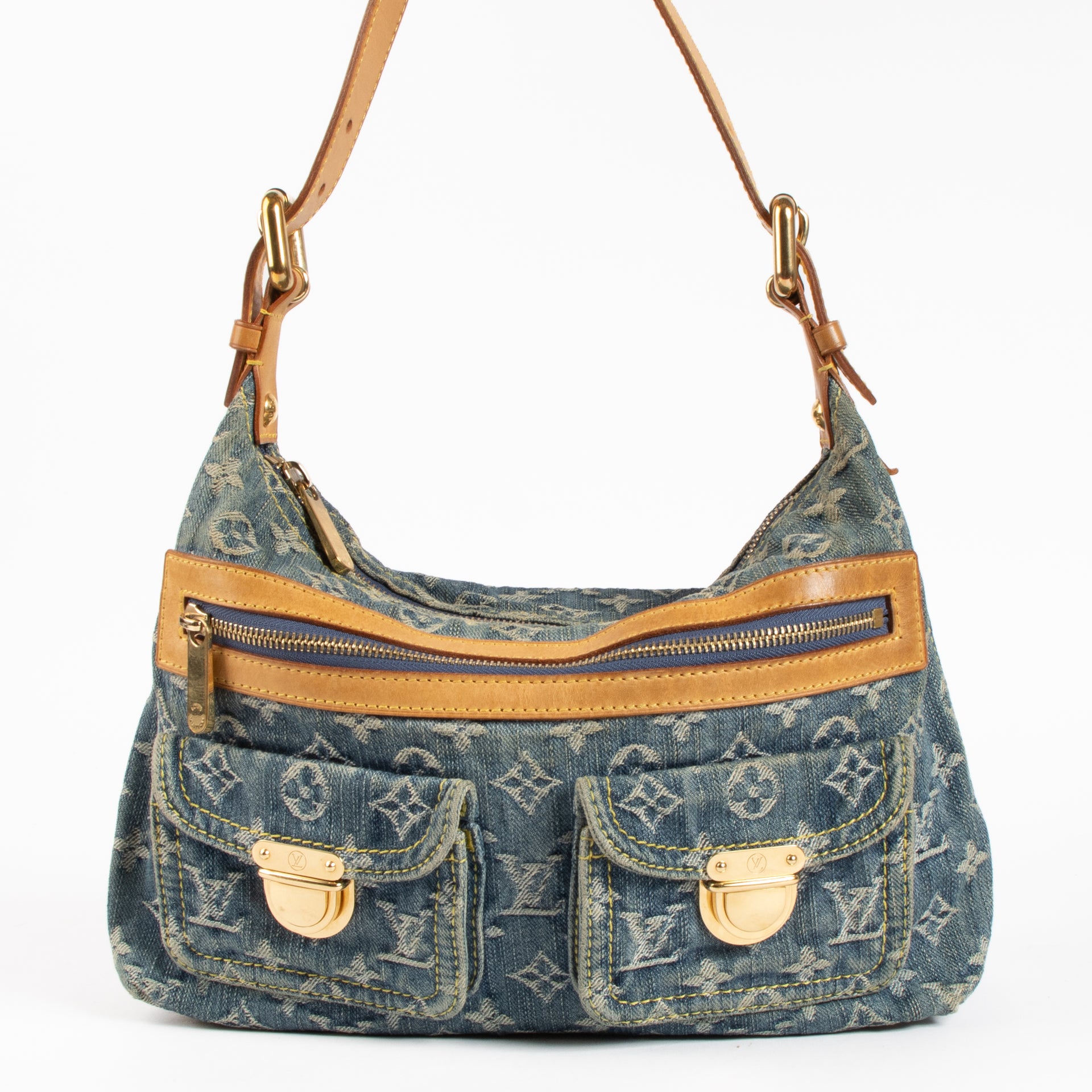 Shop the authentic Louis Vuitton Monogram Denim Baggy on Labellov.com !