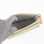 Shop the authentic Louis Vuitton Peppermint Vernis Mott Bag on Labellov.com !
