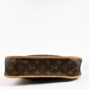 Shop the authentic Louis Vuitton Perforated Musette Bag on Labellov.com !