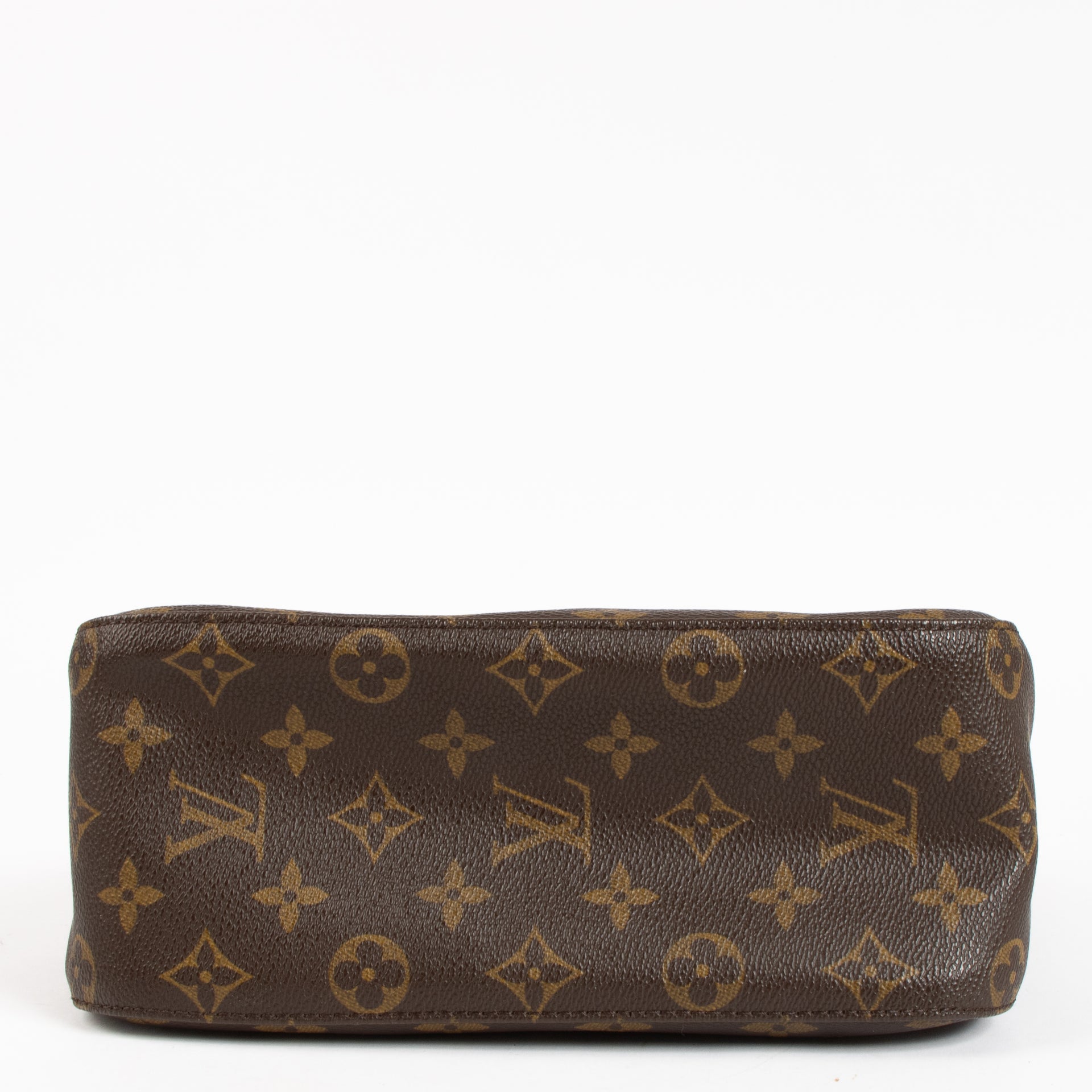 Shop the authentic Louis Vuitton Monogram Looping MM Bag on Labellov.com !