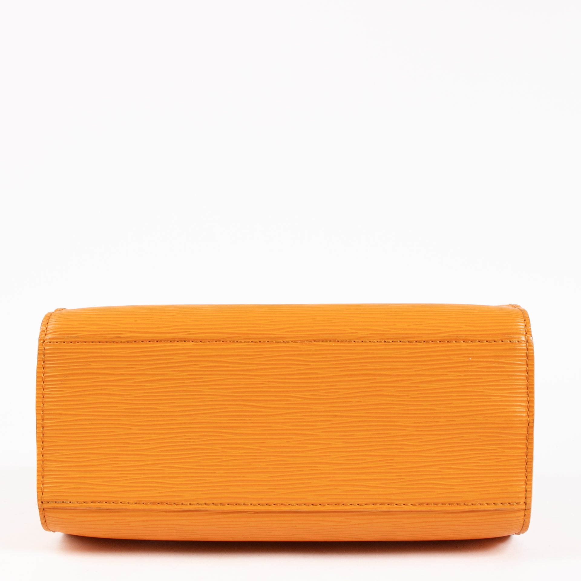 Shop the authentic Louis Vuitton Mandarin Epi Pont Neuf Bag on Labellov.com !