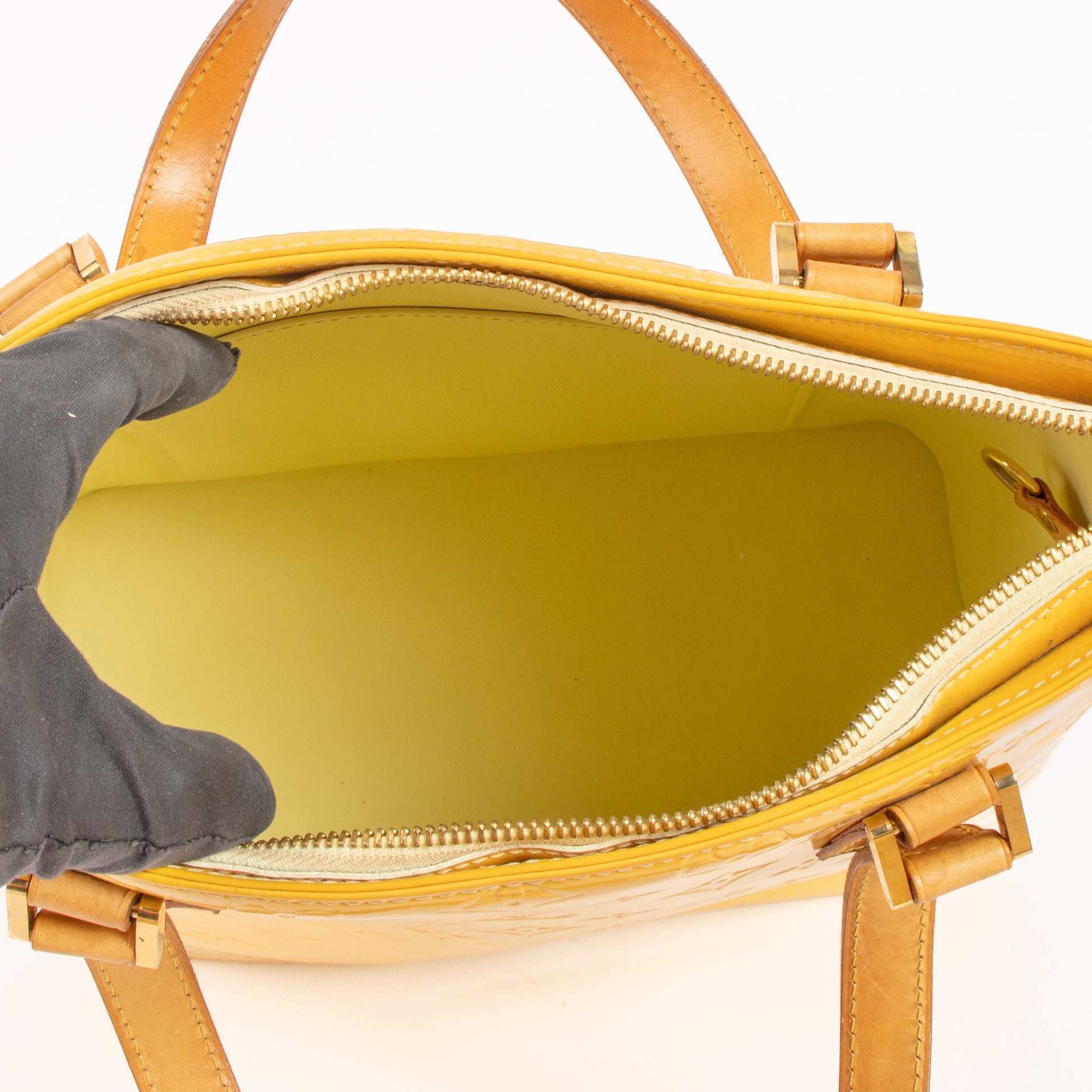 Shop the authentic Louis Vuitton Mango Monogram Vernis Houston Bag on Labellov.com !