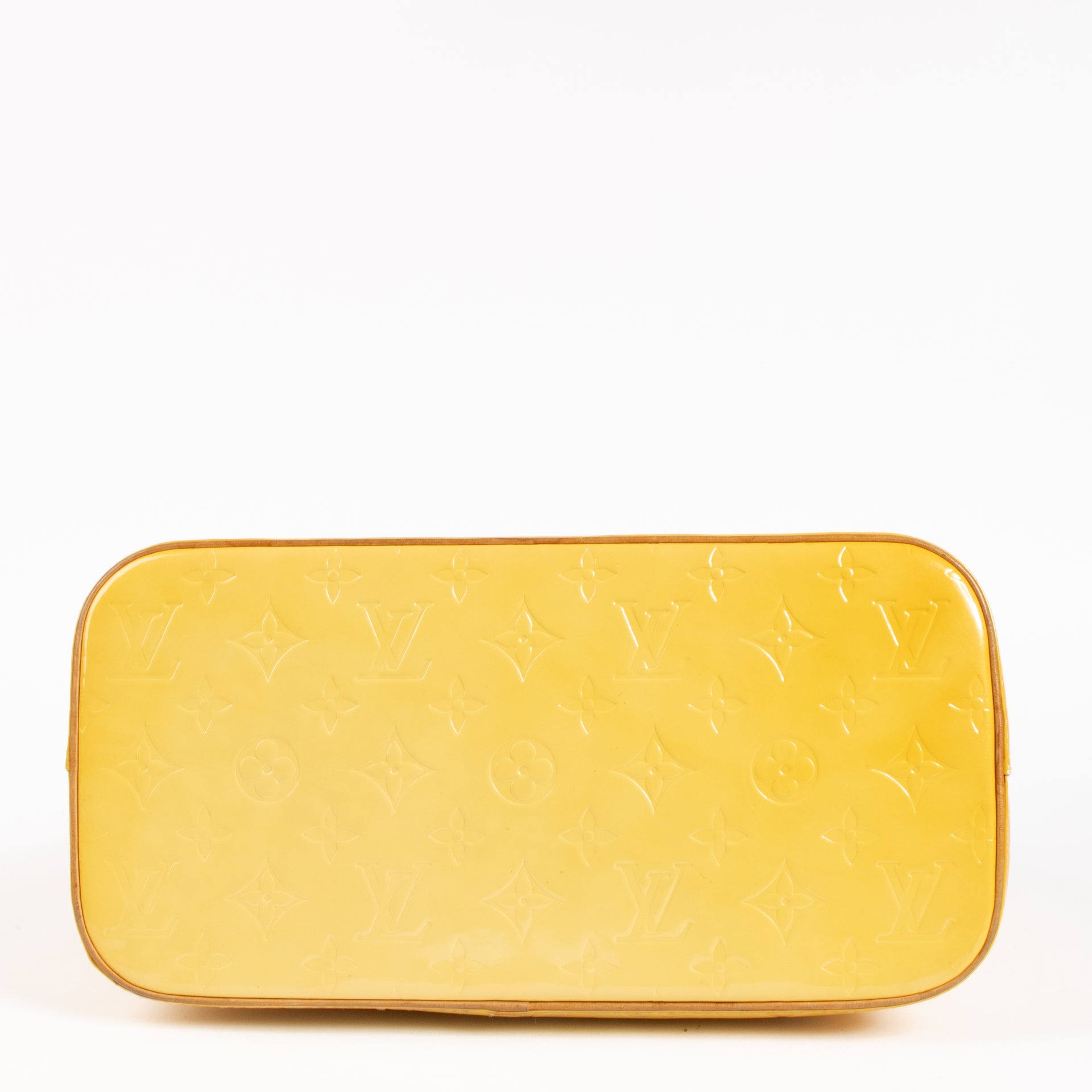 Shop the authentic Louis Vuitton Mango Monogram Vernis Houston Bag on Labellov.com !