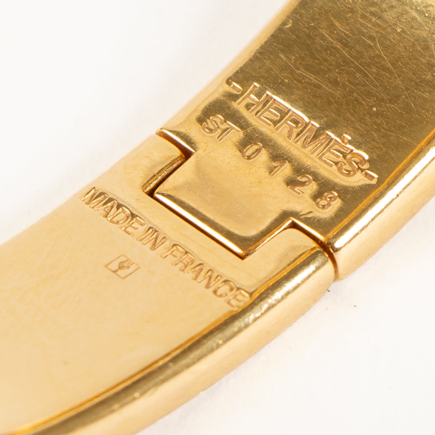 Hermès White Clic H Bracelet