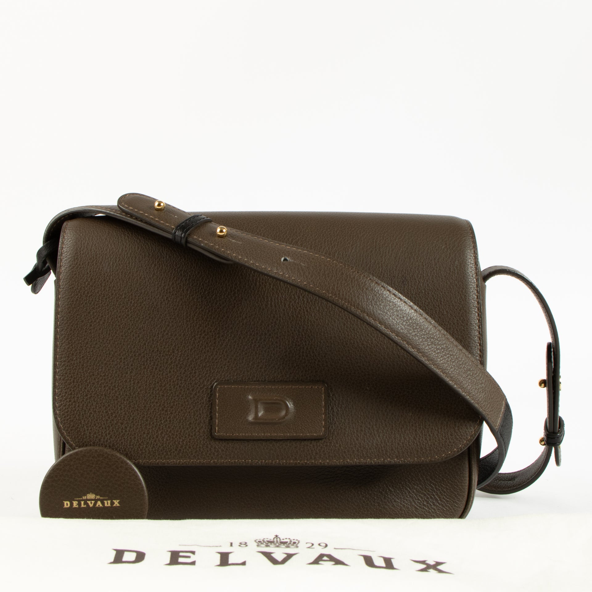 Shop the authentic Delvaux Brown Leather Small Messenger Bag on Labellov.com !