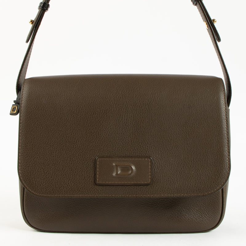 Shop the authentic Delvaux Brown Leather Small Messenger Bag on Labellov.com !