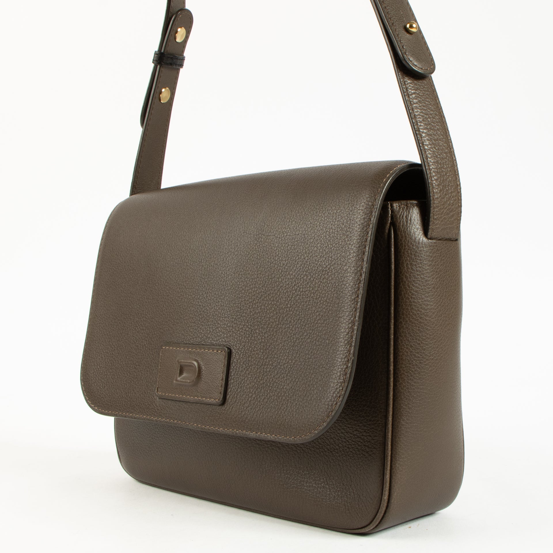 Shop the authentic Delvaux Brown Leather Small Messenger Bag on Labellov.com !