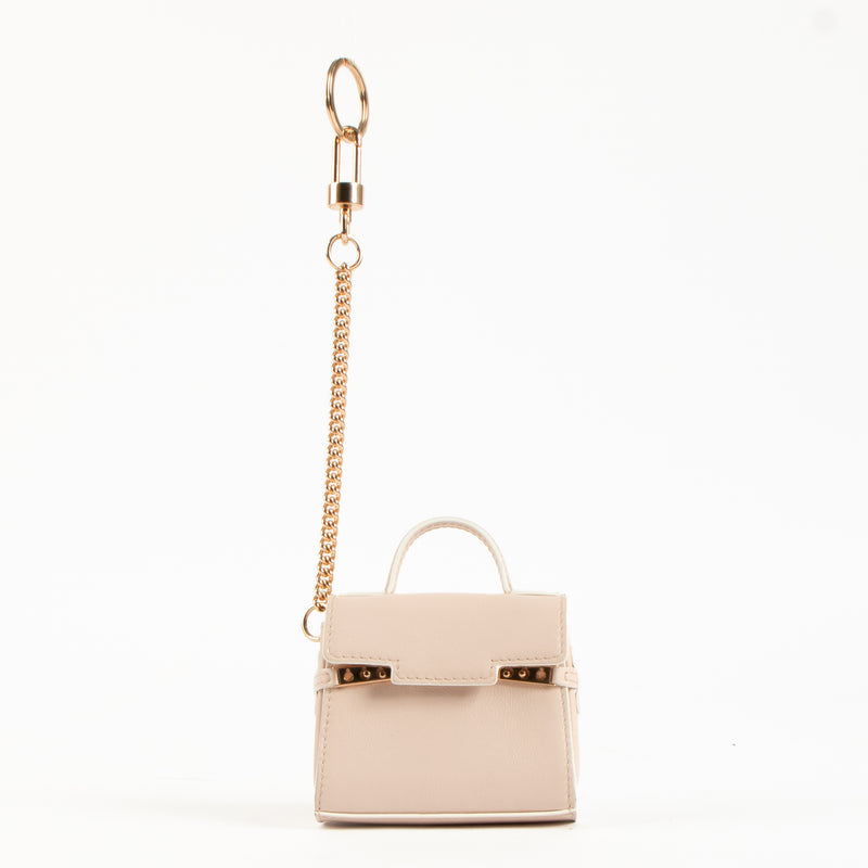 Delvaux Nude Tempête Charms