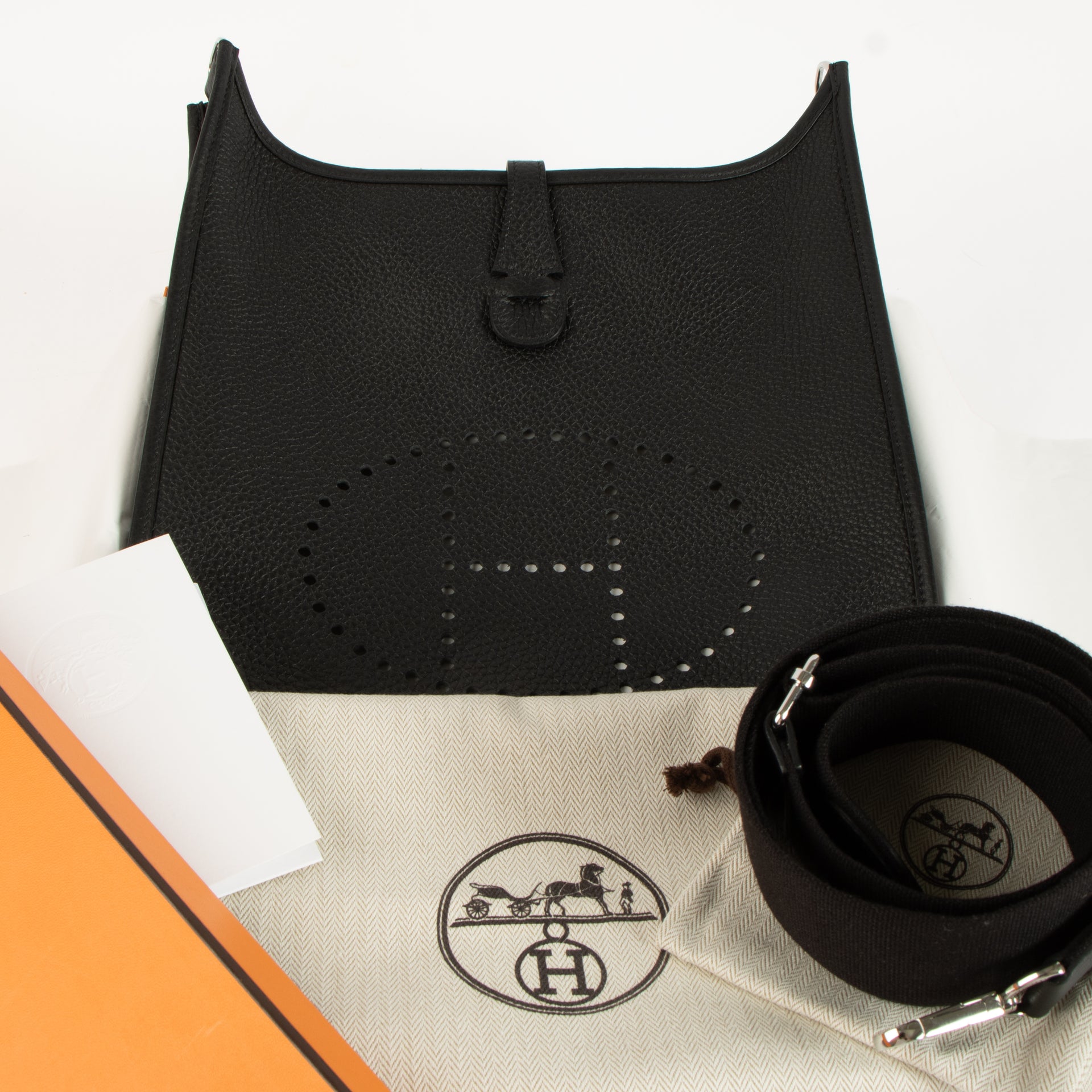 Hermes Evelyne III 29 Black Clemence PHW