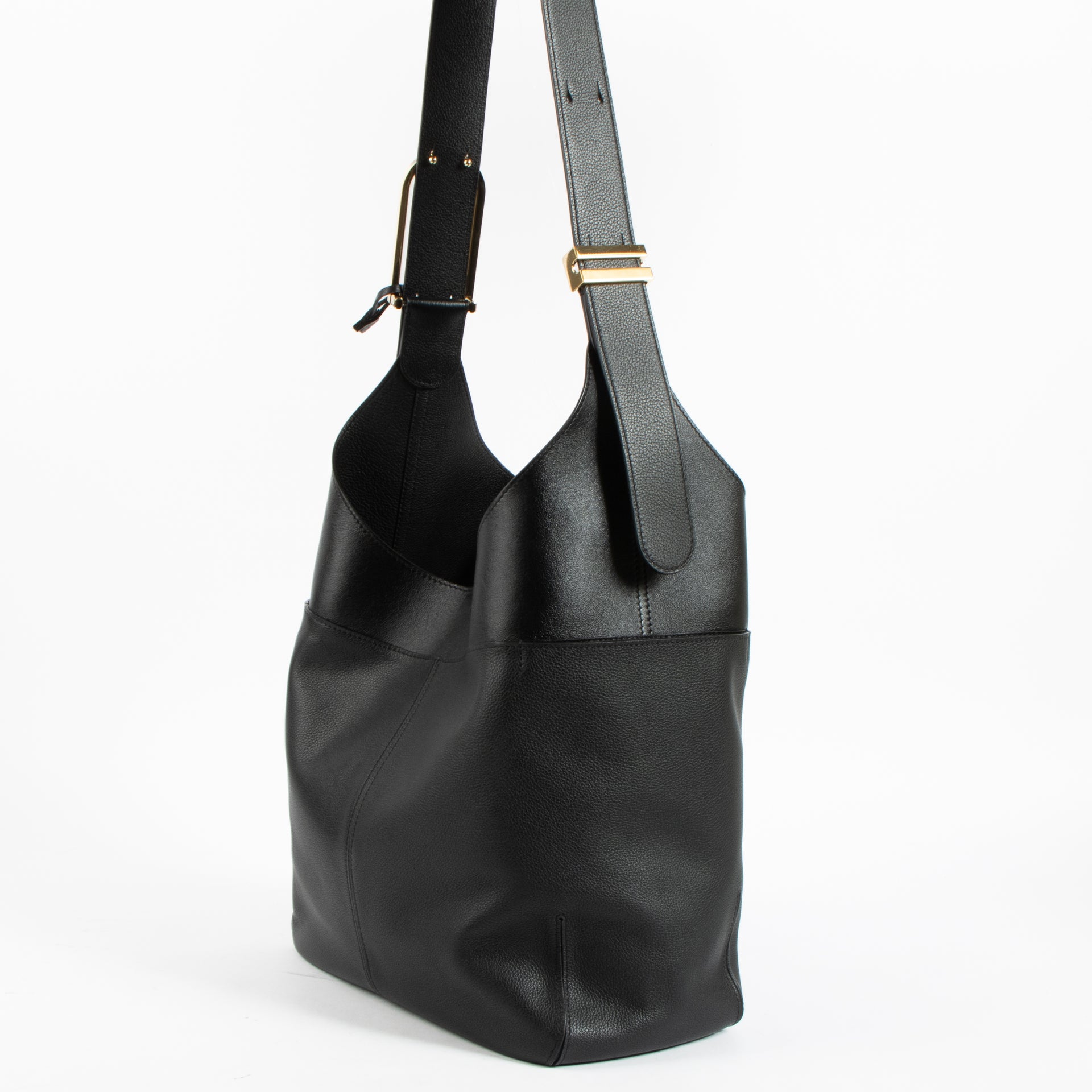 Shop Authentic Delvaux Black Leather So Cool MM Bag on Labellov.com