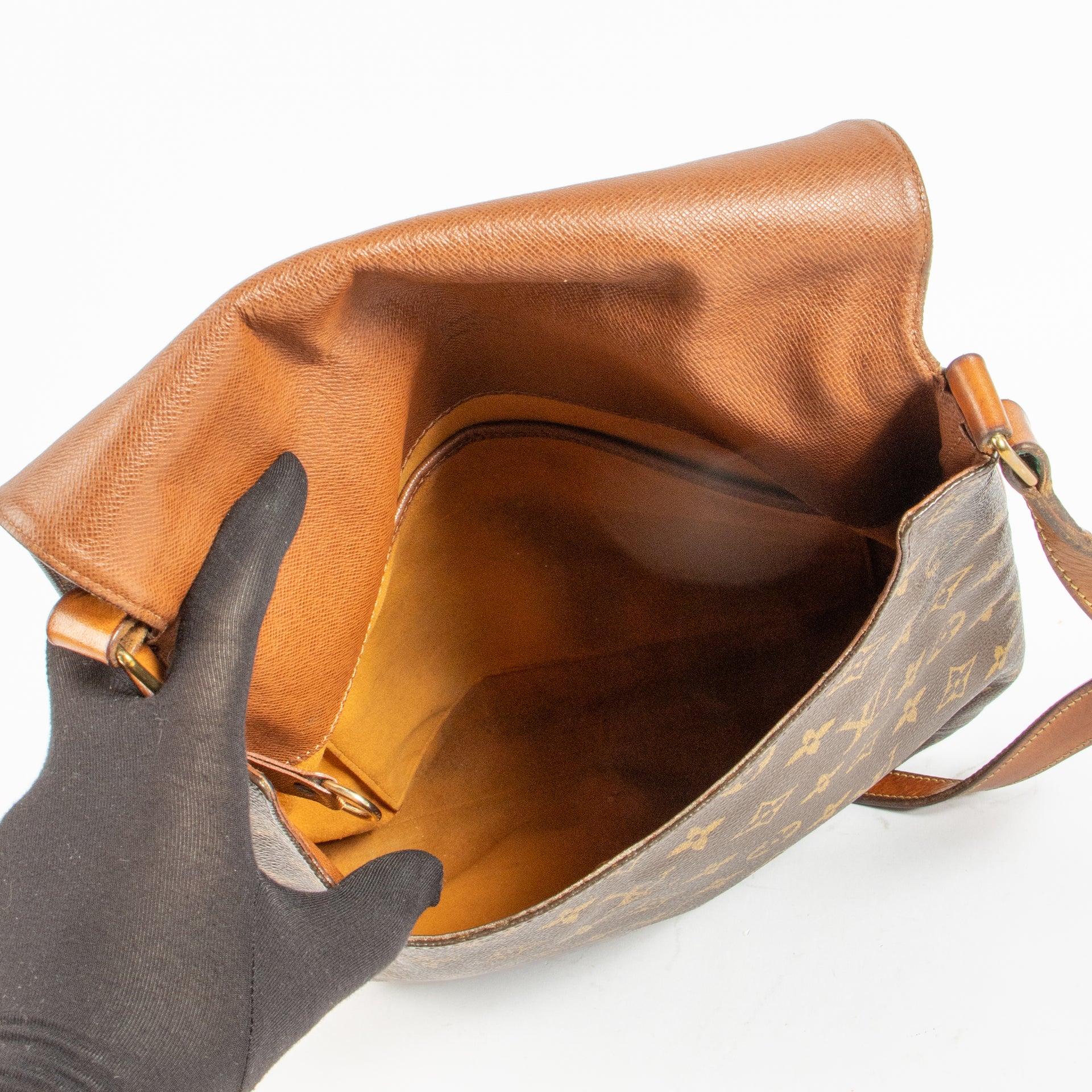 Shop authentic Louis Vuitton Monogram Musette Salsa GM Bag on Labellov.com.