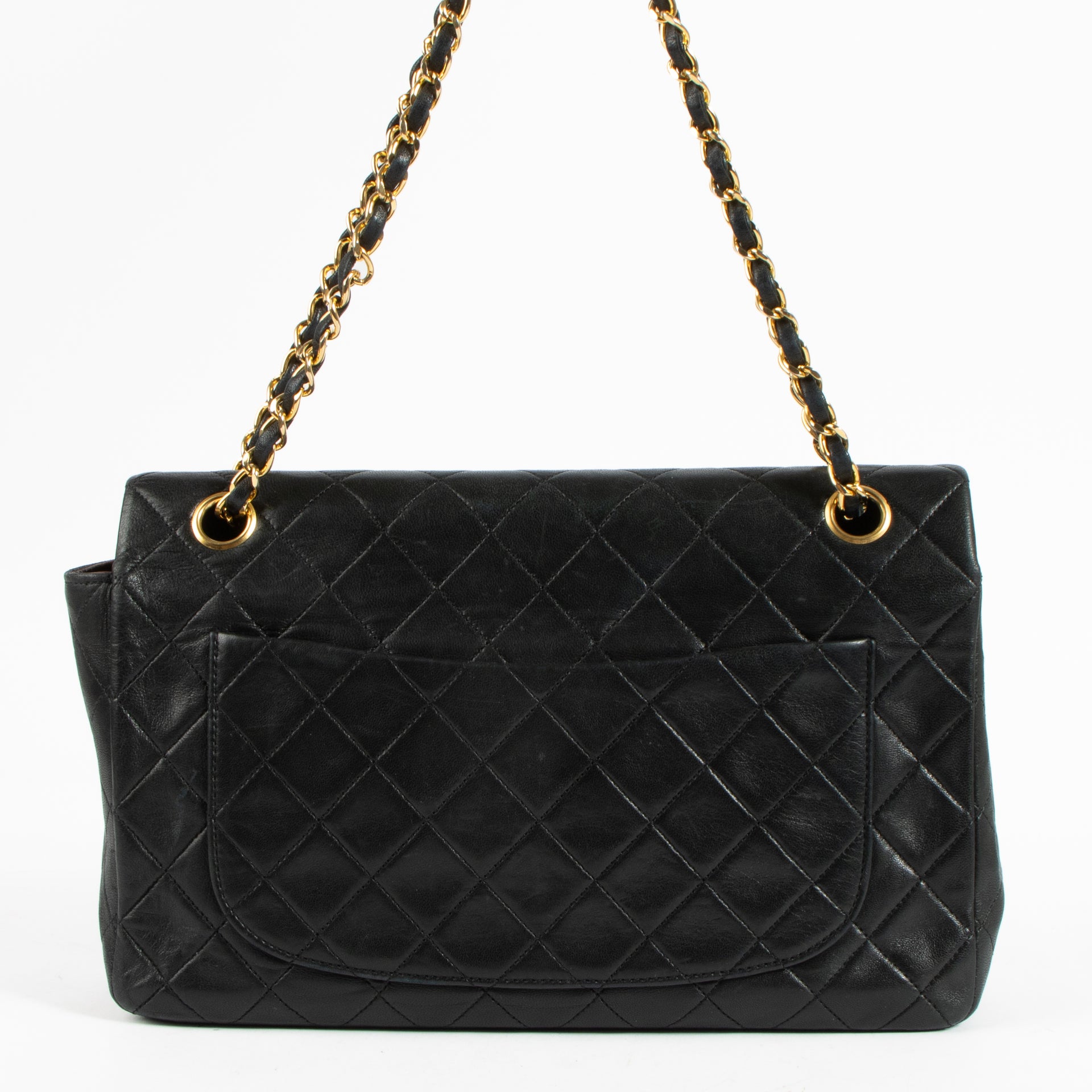 Shop the authentic Chanel Vintage Black Lambskin Flap Bag on Labellov.com !