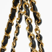 Shop the authentic Chanel Vintage Black Lambskin Flap Bag on Labellov.com !