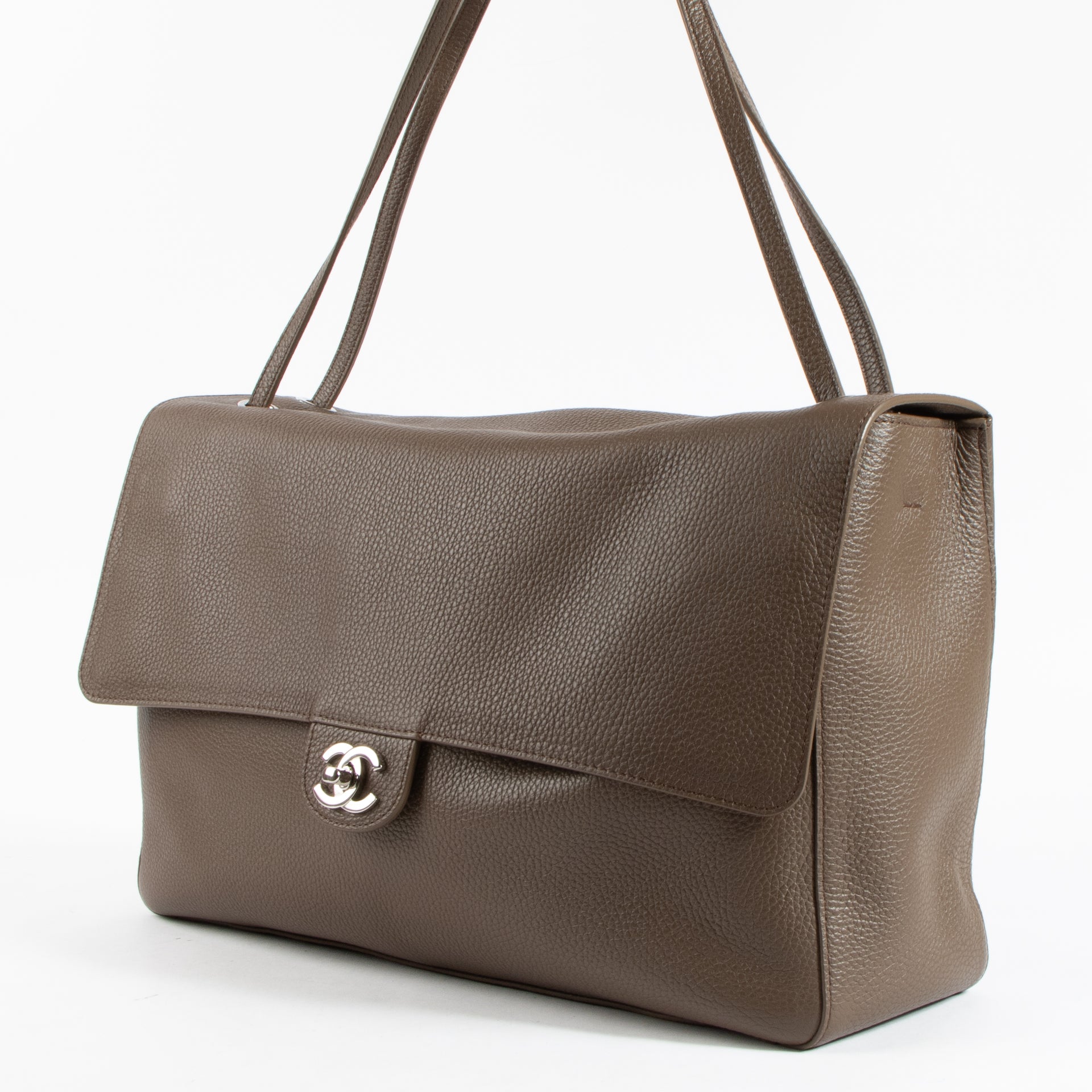 Shop the authentic Chanel Light Brown Grained Calfskin Maxi Flap Bag on Labellov.com !