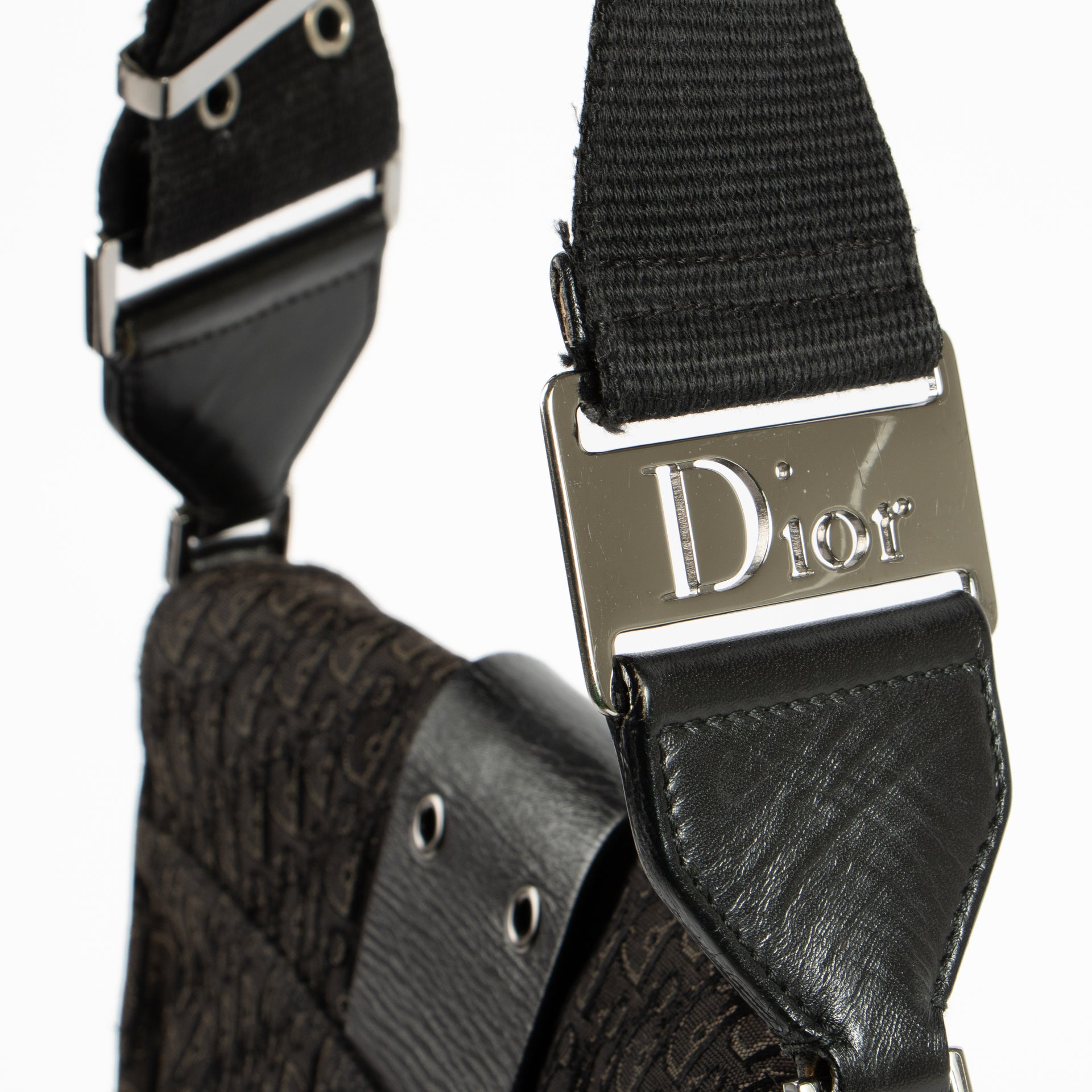 Shop the authentic Christian Dior Brown Trotter Street Chic Messenger Bag on Labellov.com !