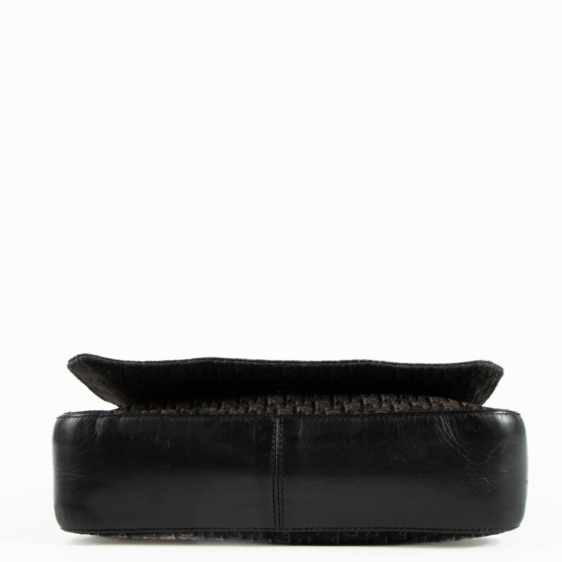 Shop the authentic Christian Dior Brown Trotter Street Chic Messenger Bag on Labellov.com !