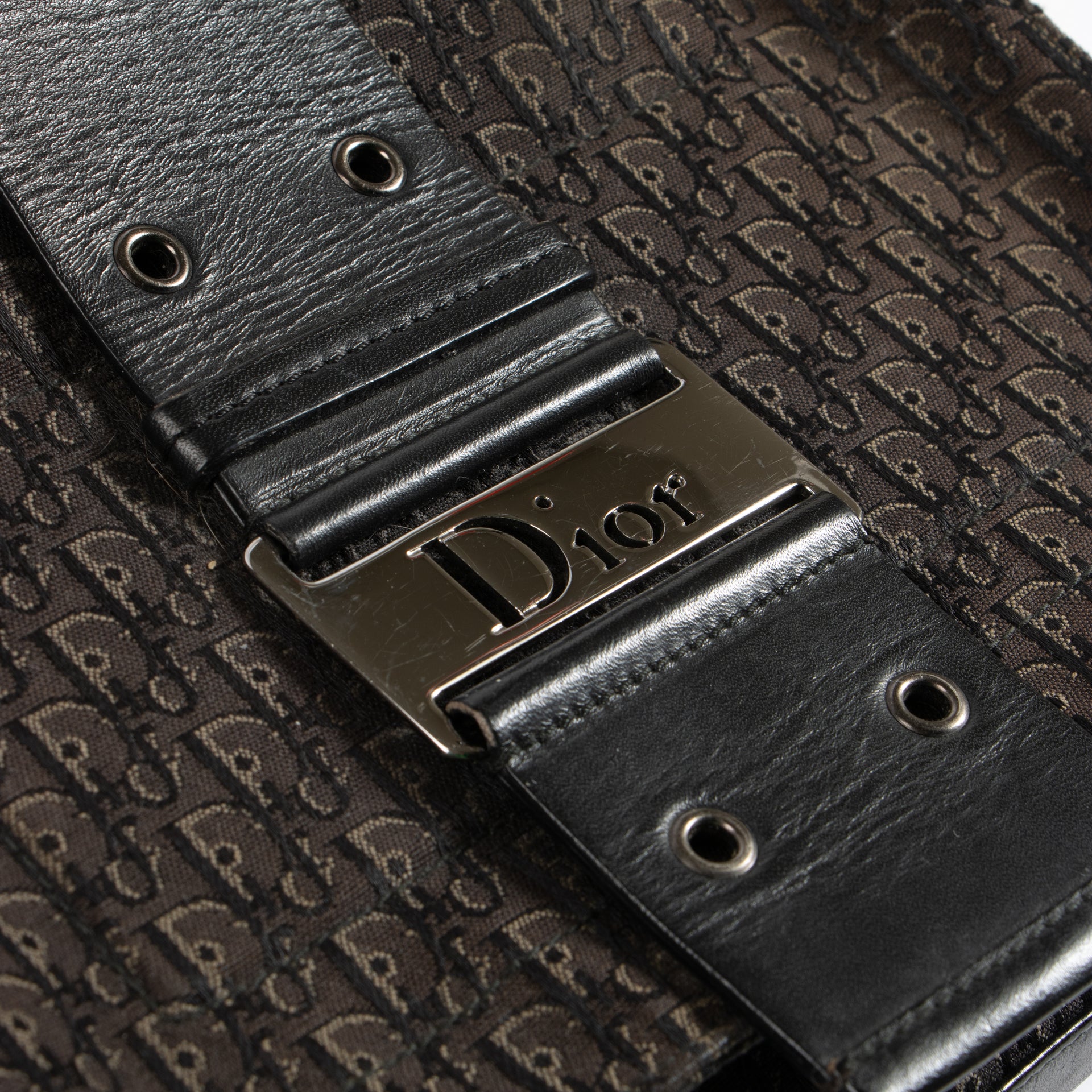 Shop the authentic Christian Dior Brown Trotter Street Chic Messenger Bag on Labellov.com !