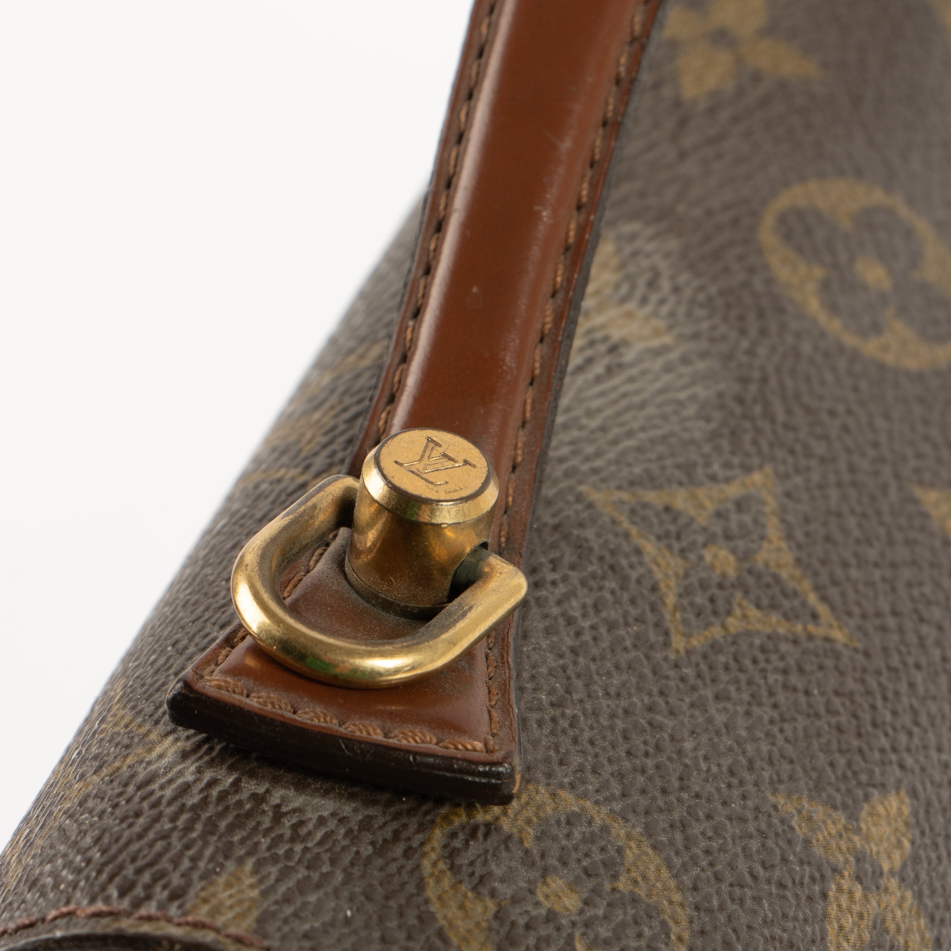 Shop the authentic Louis Vuitton Vintage Monogram Monceau 28 Bag on Labellov.com !