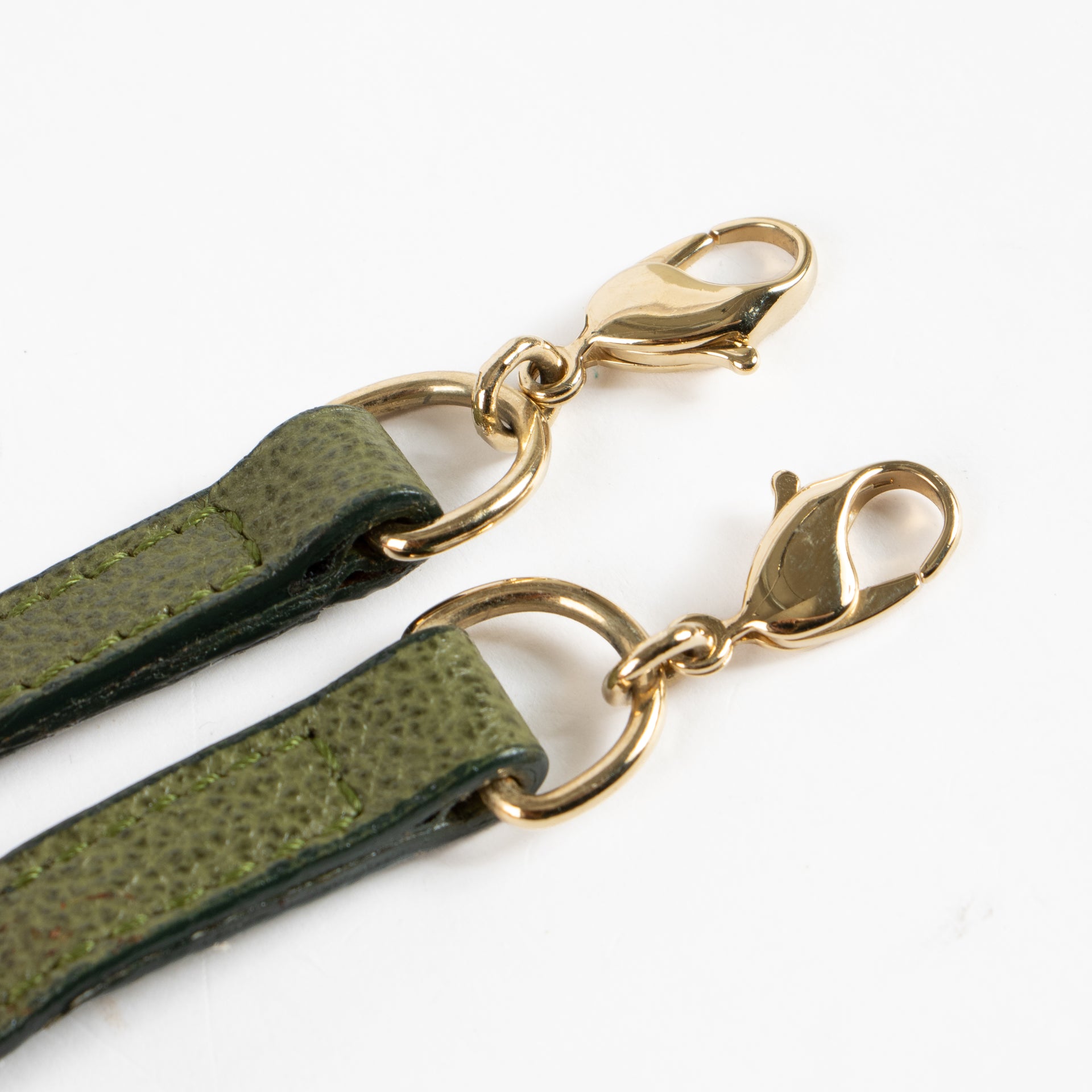 Shop this authentic Gucci Green Micro Bamboo Crossbody pre-loved on Labellov.com 