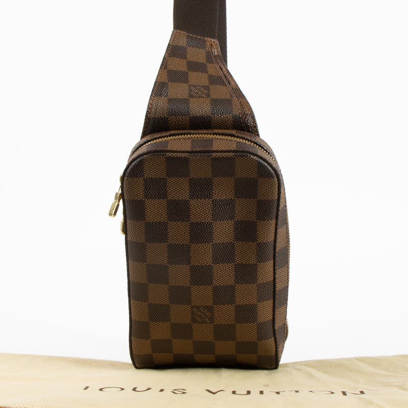 Shop this authentic Louis Vuitton Damier ebene Geronimos Belt bag pre-loved on Labellov.com