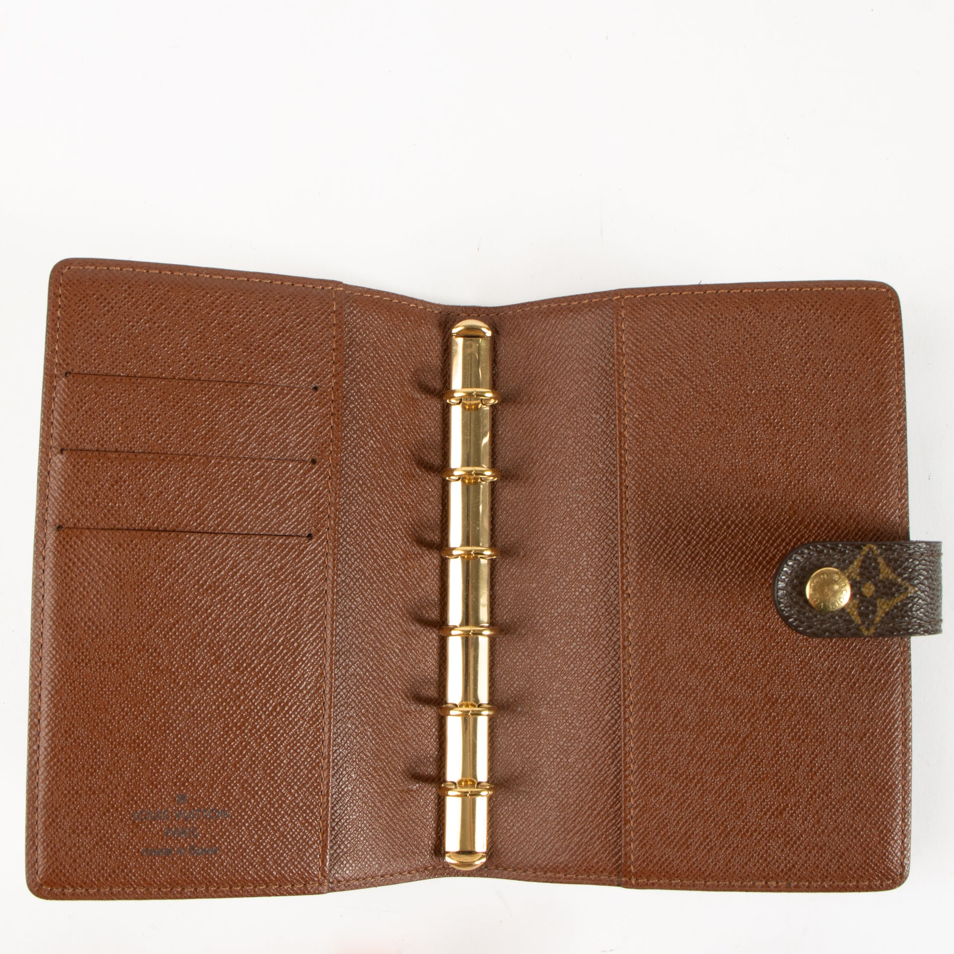 Shop this authentic Louis Vuitton Monogram Small Ring Agenda Cover pre-loved on Labellov.com