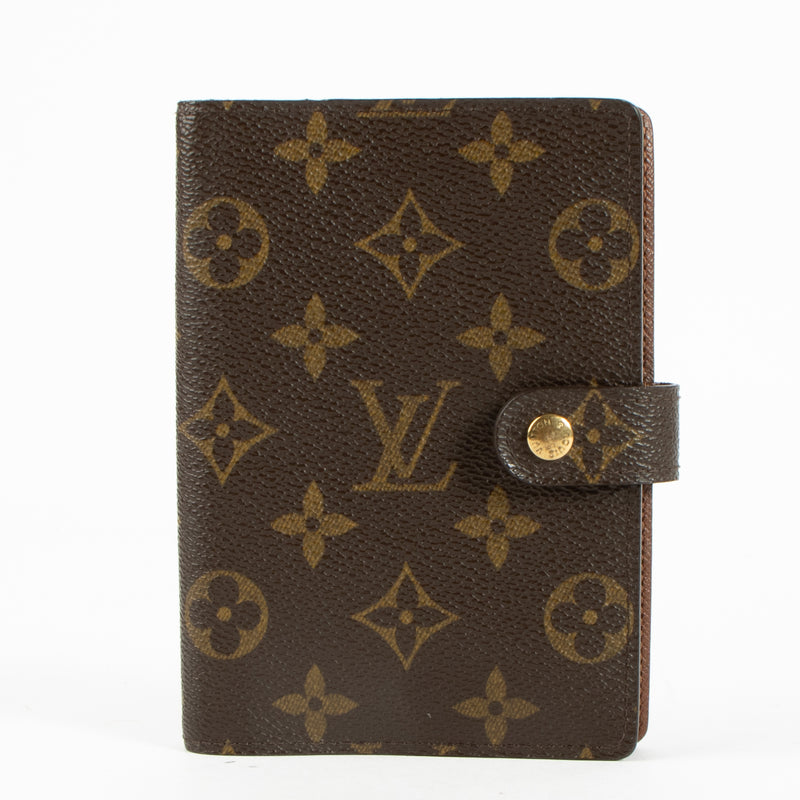 Shop this authentic Louis Vuitton Monogram Small Ring Agenda Cover pre-loved on Labellov.com